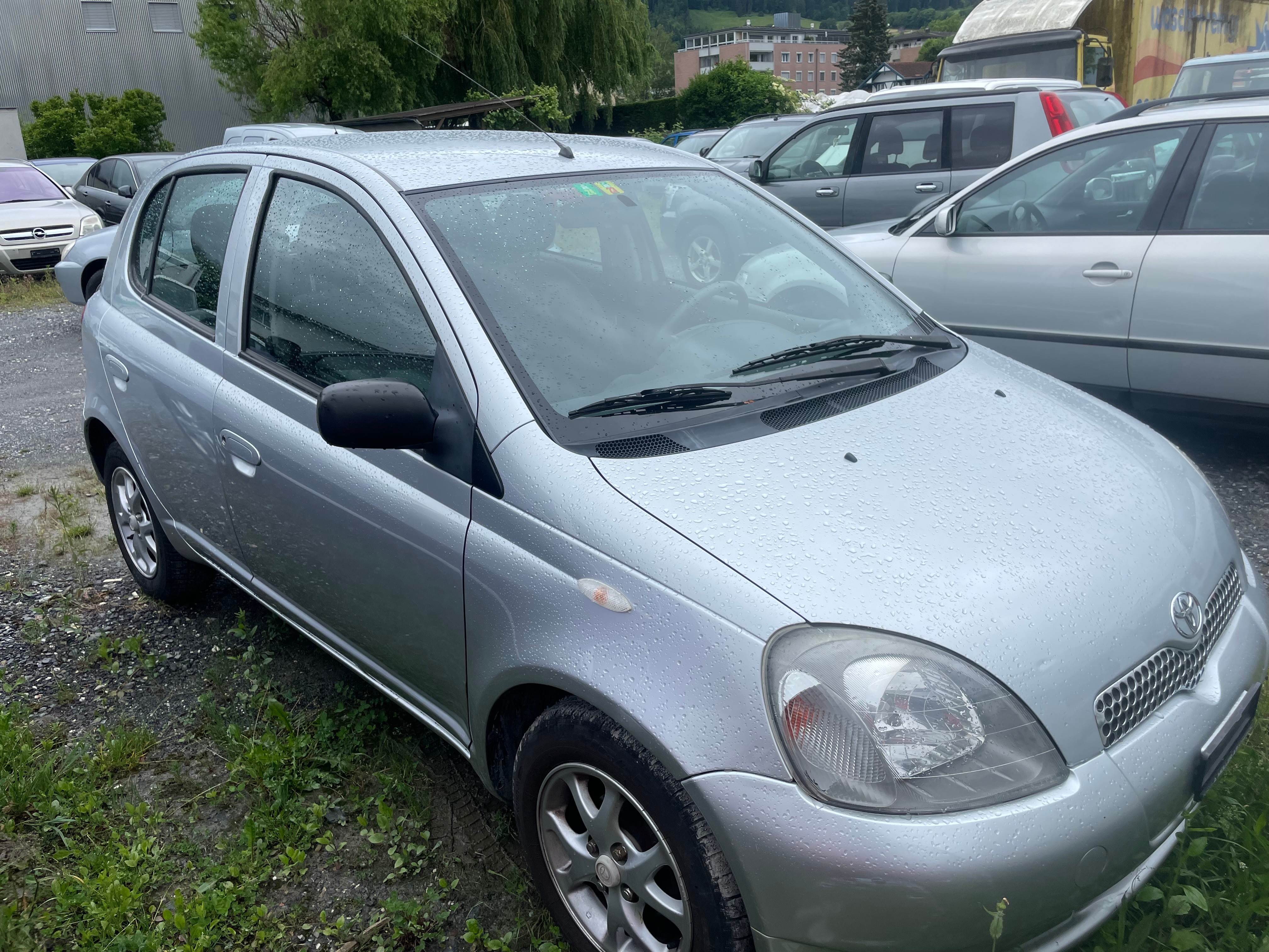 TOYOTA Yaris 1.3 Linea Sol