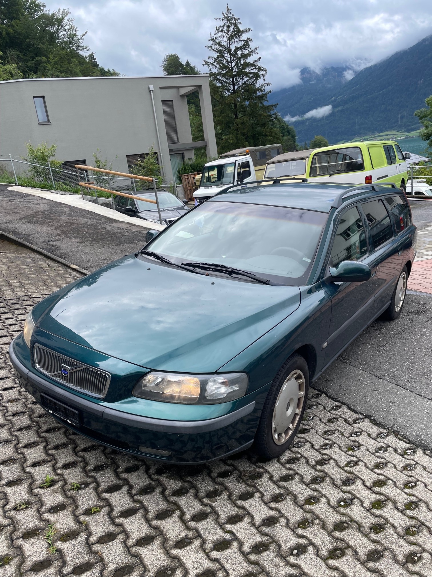 VOLVO V70 2.4T