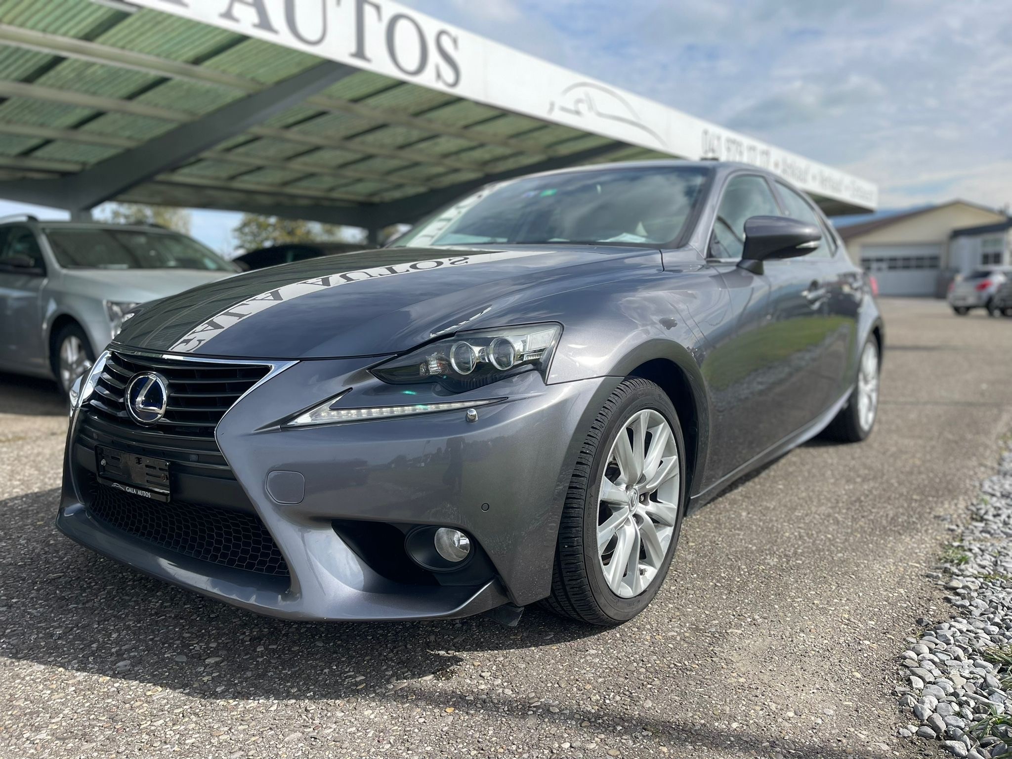 LEXUS IS 300h F-Sport Automatic