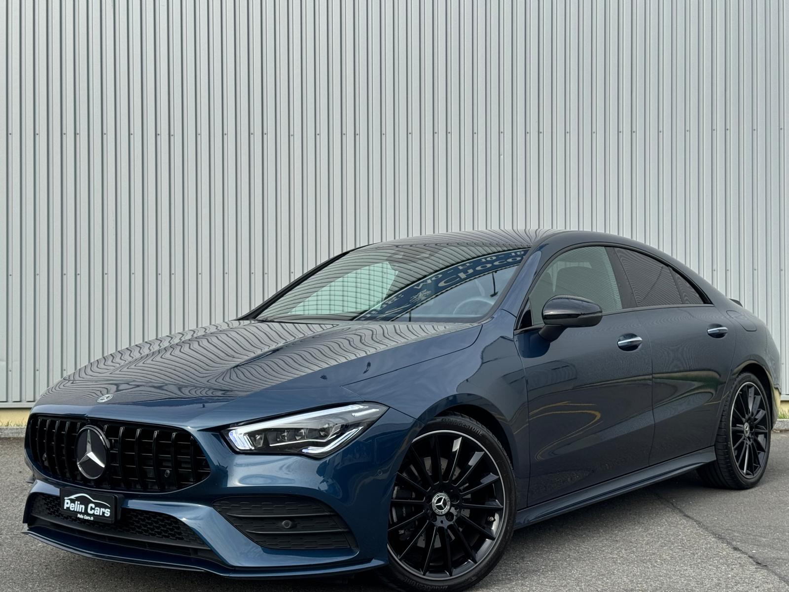 MERCEDES-BENZ CLA 200 AMG (CLA45 AMG Optik) 7G-DCT Limited Blue&Black Performance *CH-FAHRZEUG*