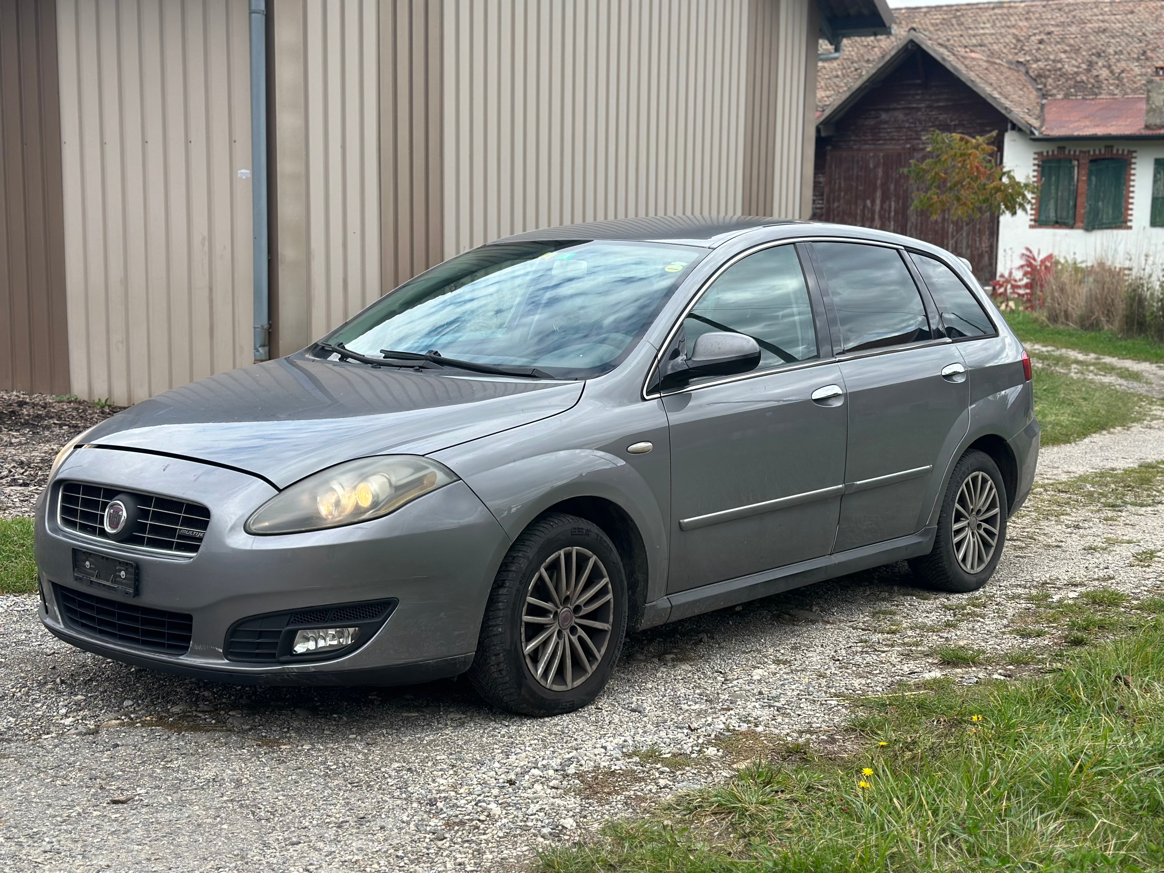 FIAT Croma 1.9 16V JTD Dynamic Automatic