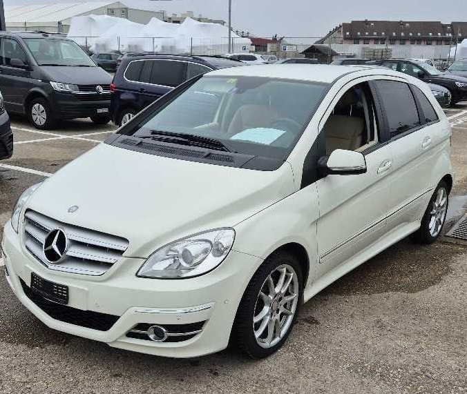 MERCEDES-BENZ B 180 CDI My Star Autotronic