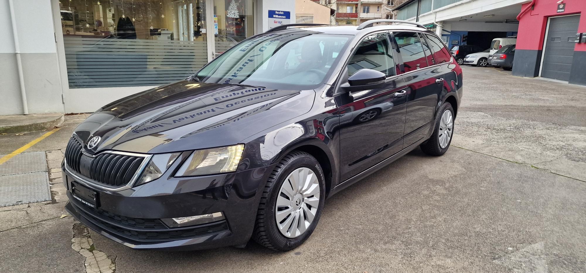 SKODA Octavia Combi 1.6 TDI Ambition DSG