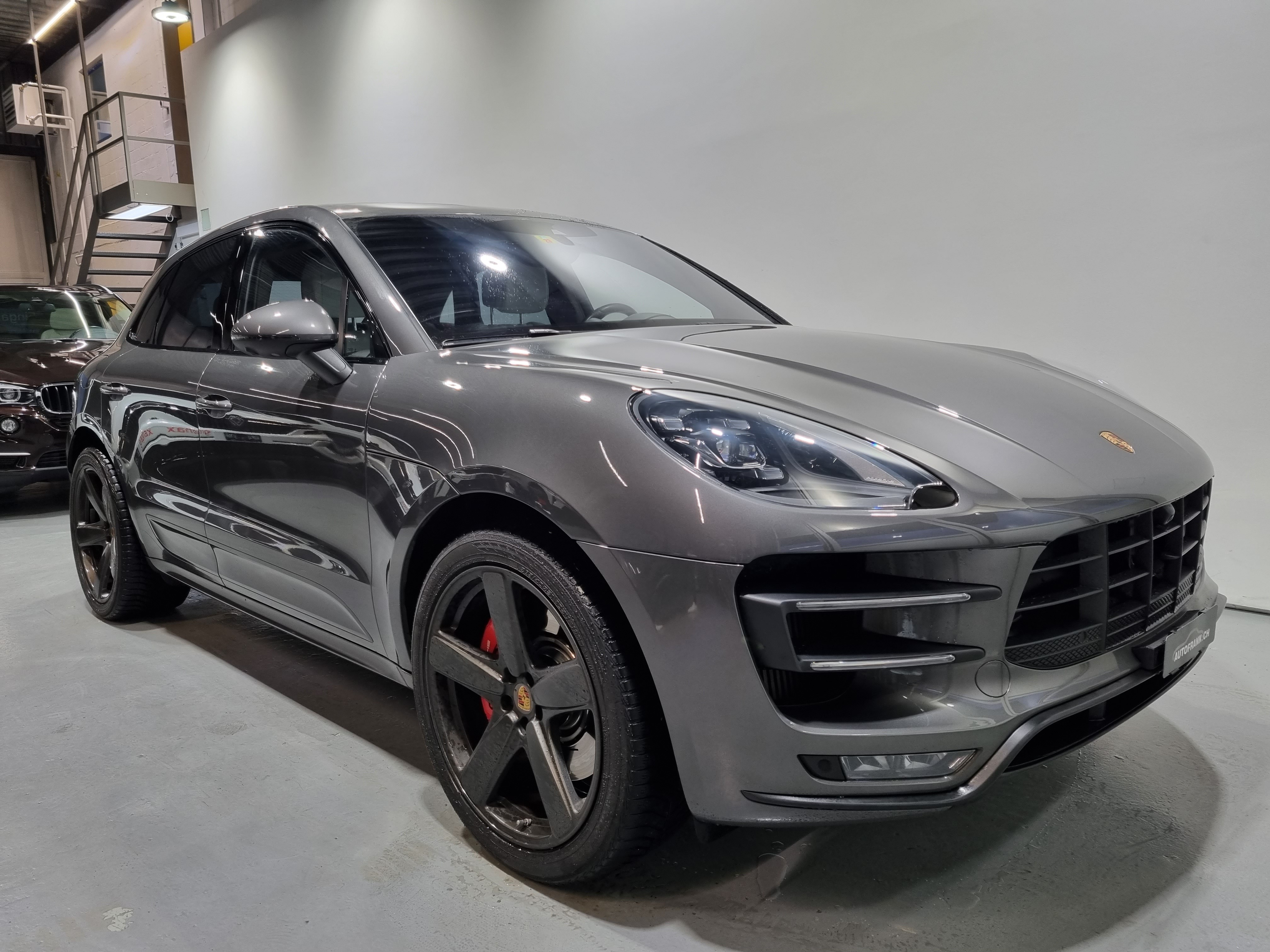 PORSCHE Macan 3.6 V6 Turbo Performance