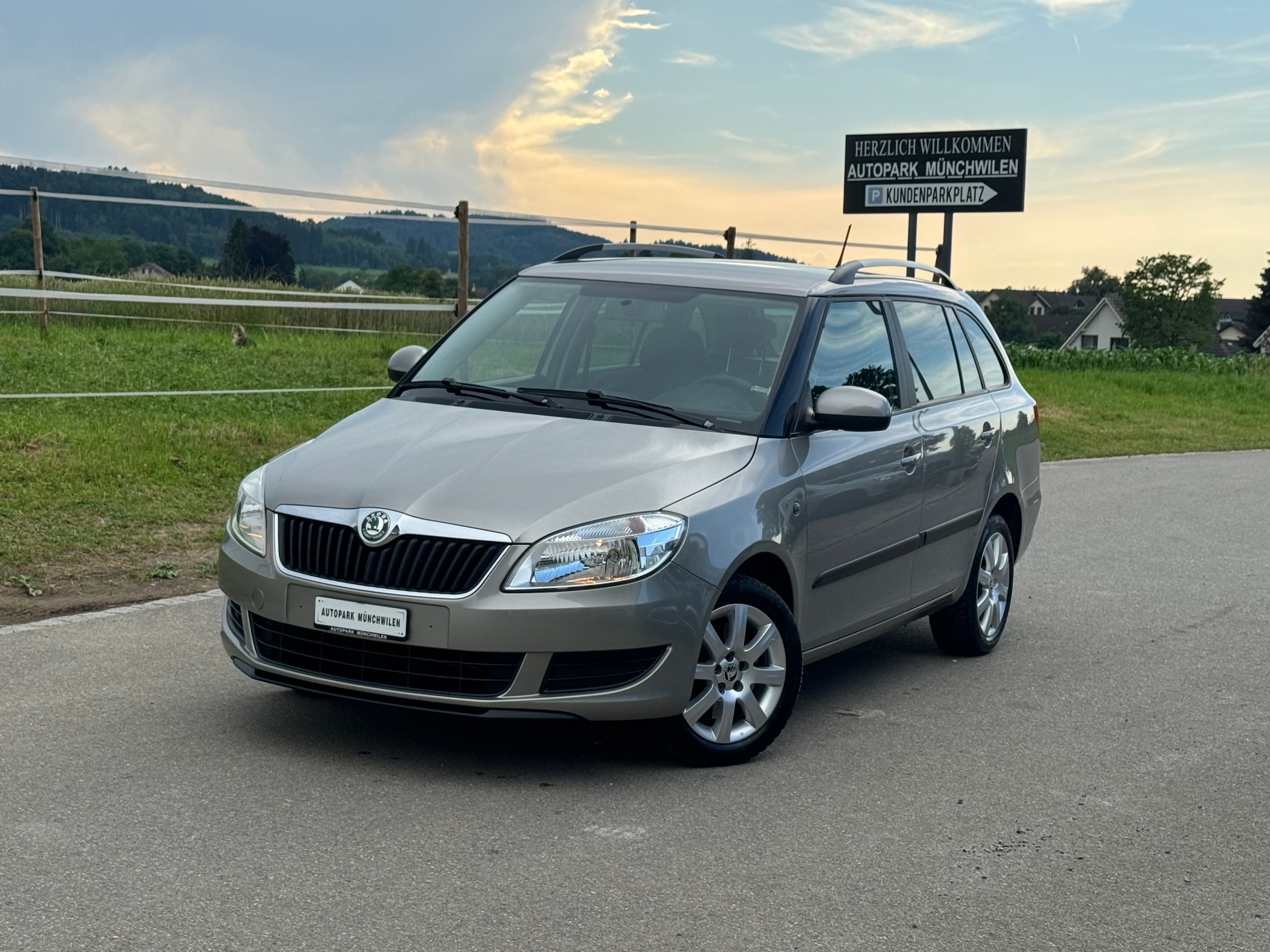 SKODA Fabia 1.2 TSI Ambition DSG