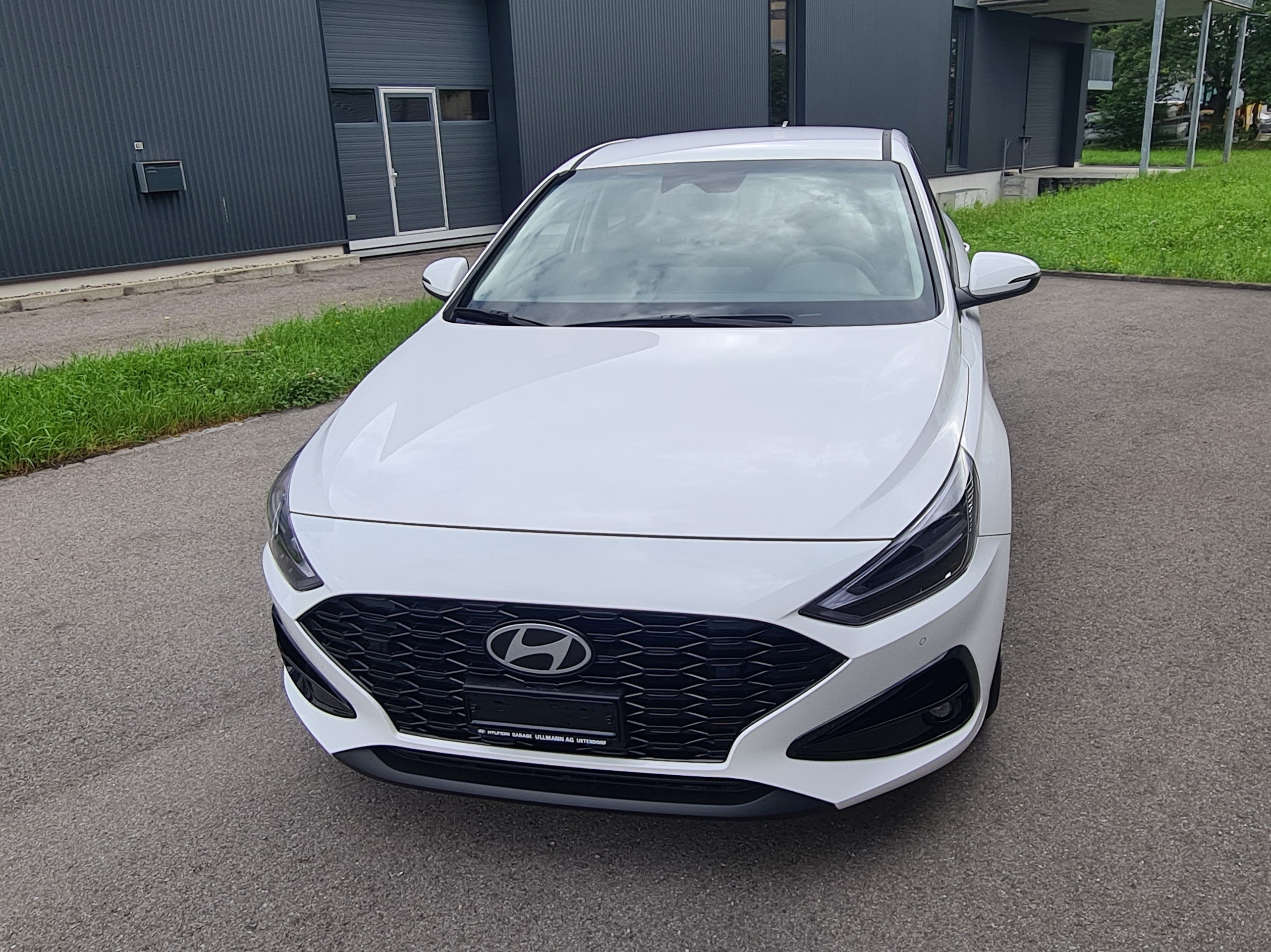 HYUNDAI i30 1.5 T-GDi Amplia 48V MH DCT