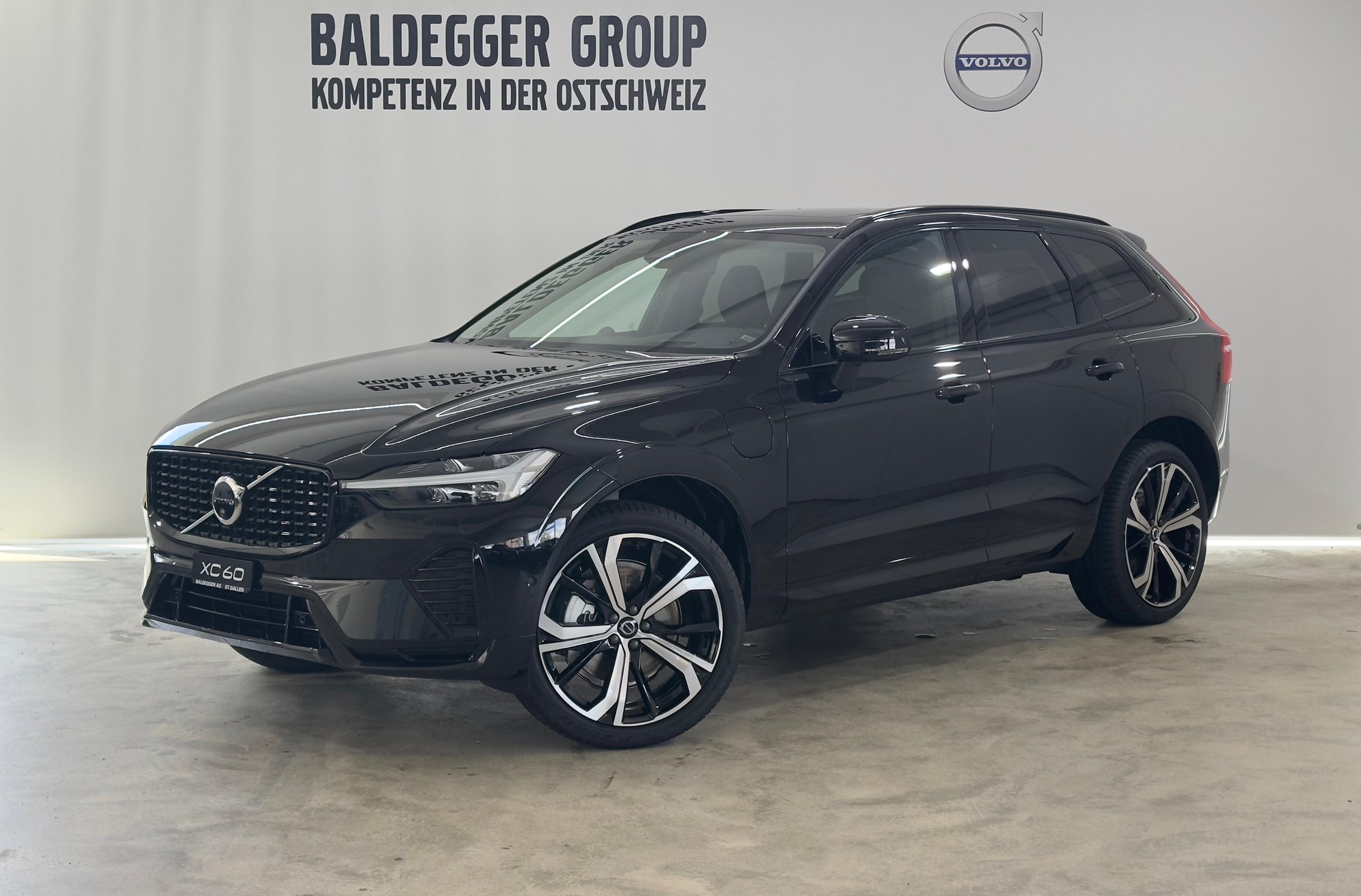 VOLVO XC60 2.0 T8 TE Ultra Dark eAWD