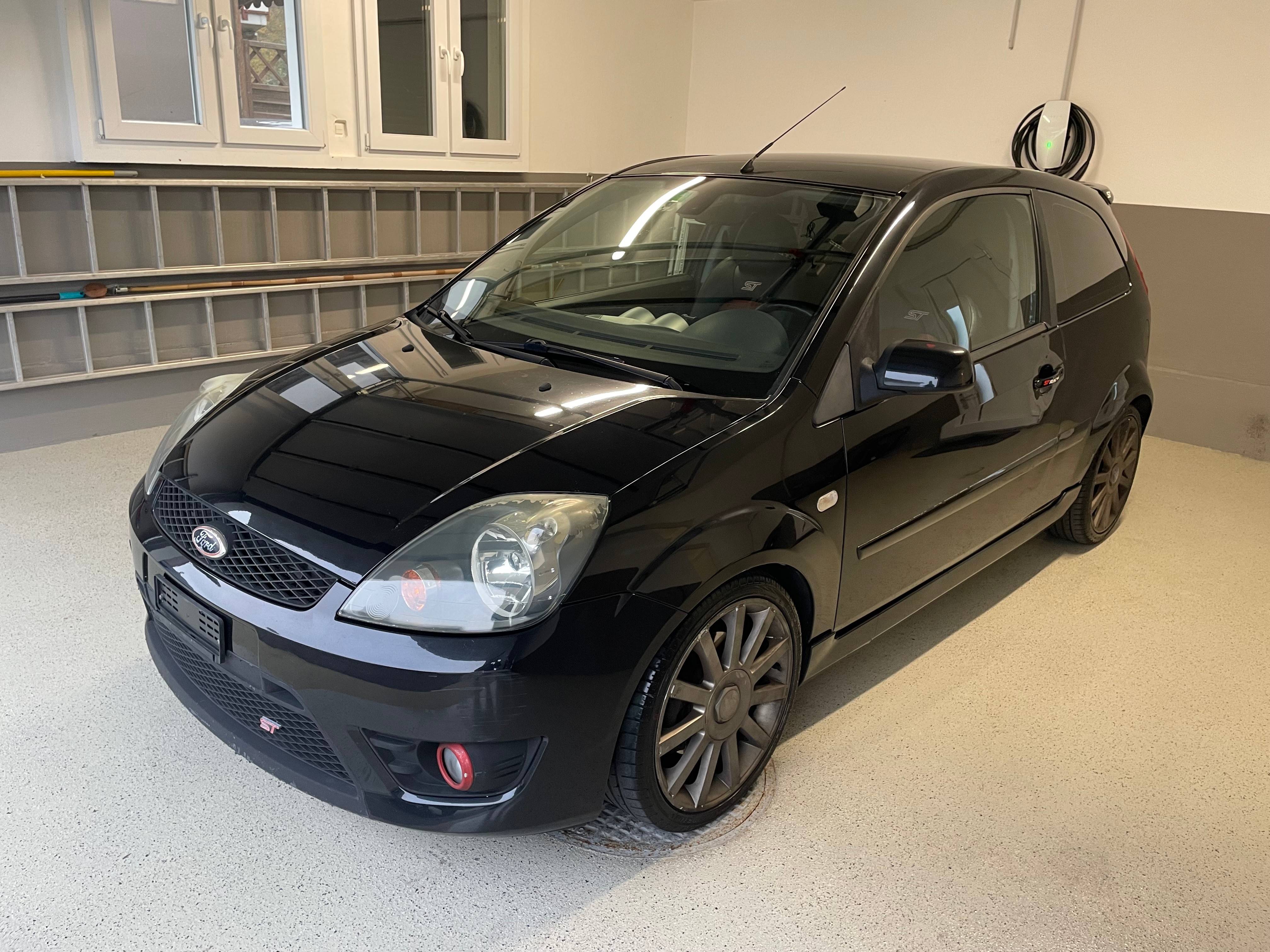 FORD Fiesta 2.0 16V ST