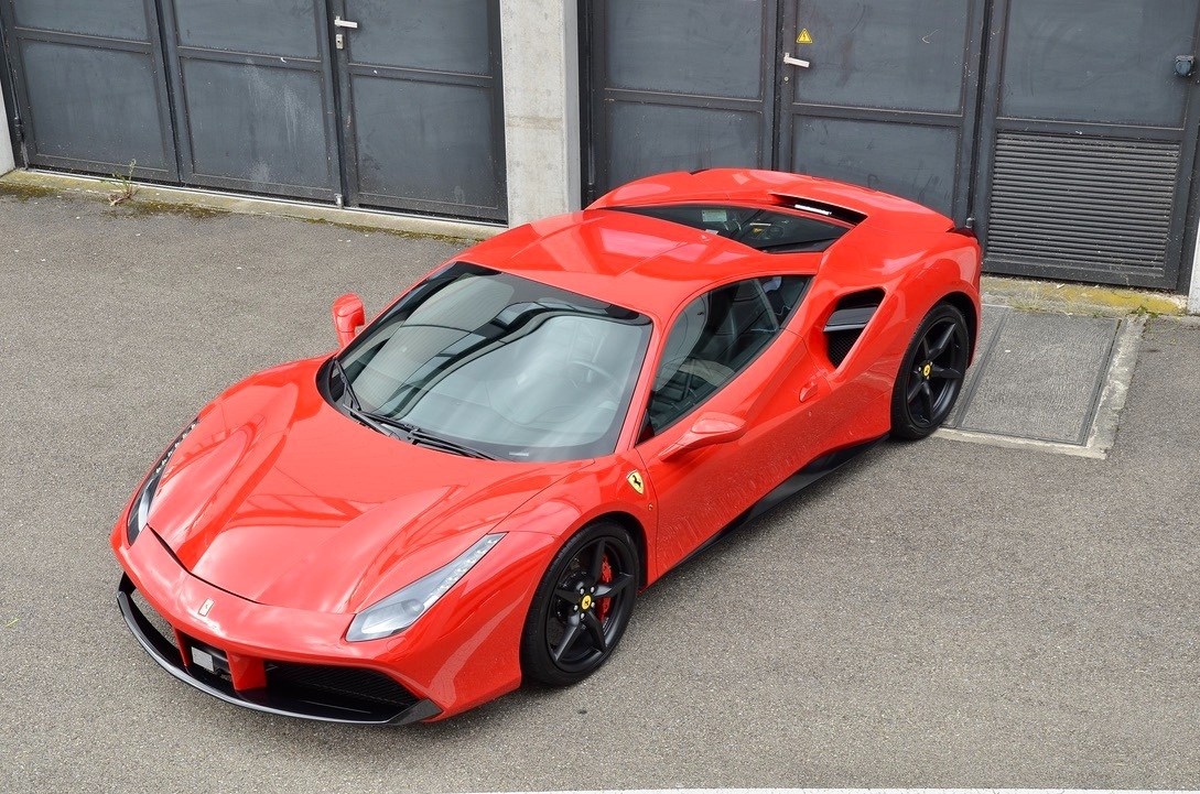 FERRARI 488 GTB 3.9 V8