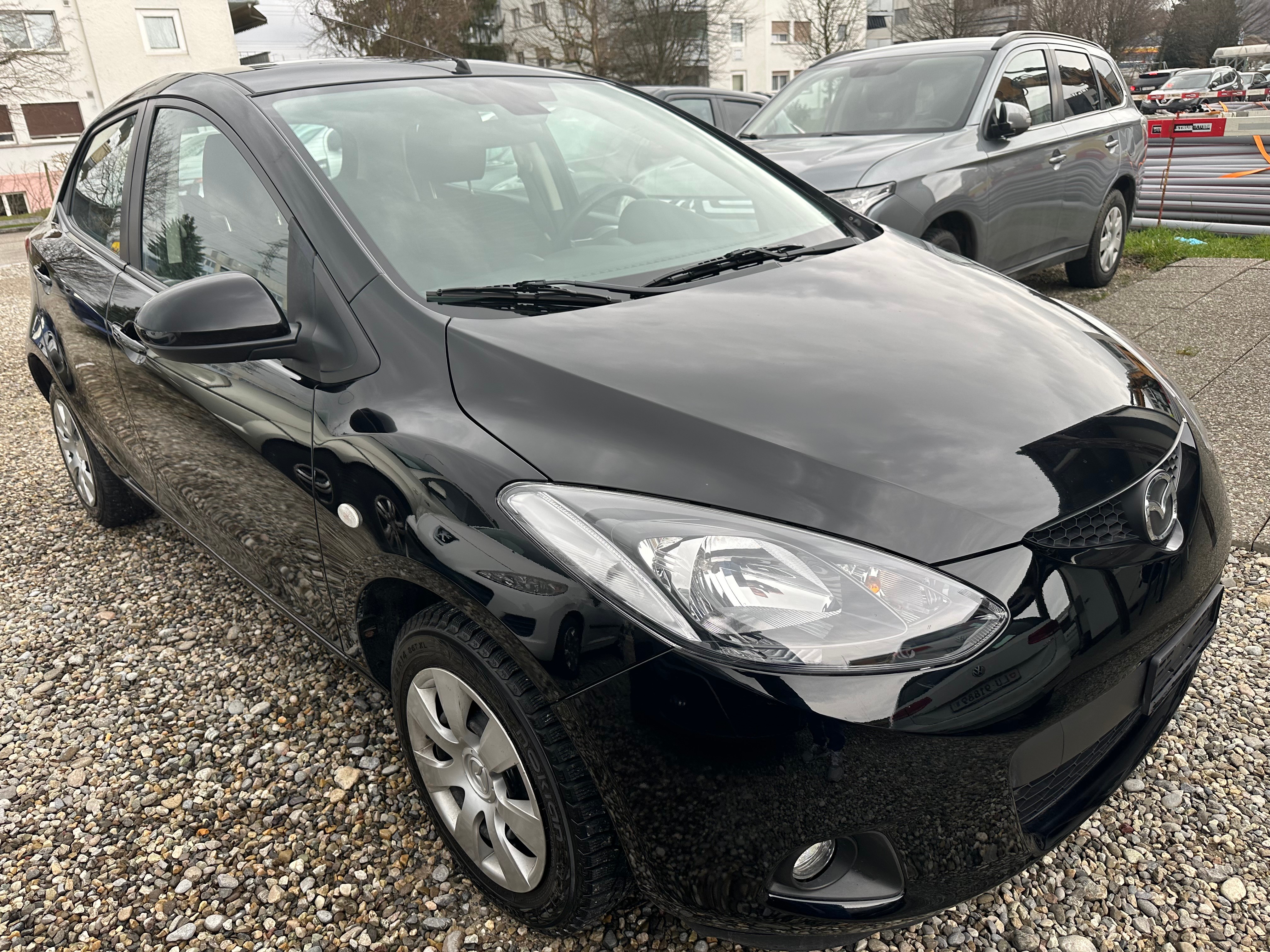 MAZDA 2 1.3i 16V Exclusive