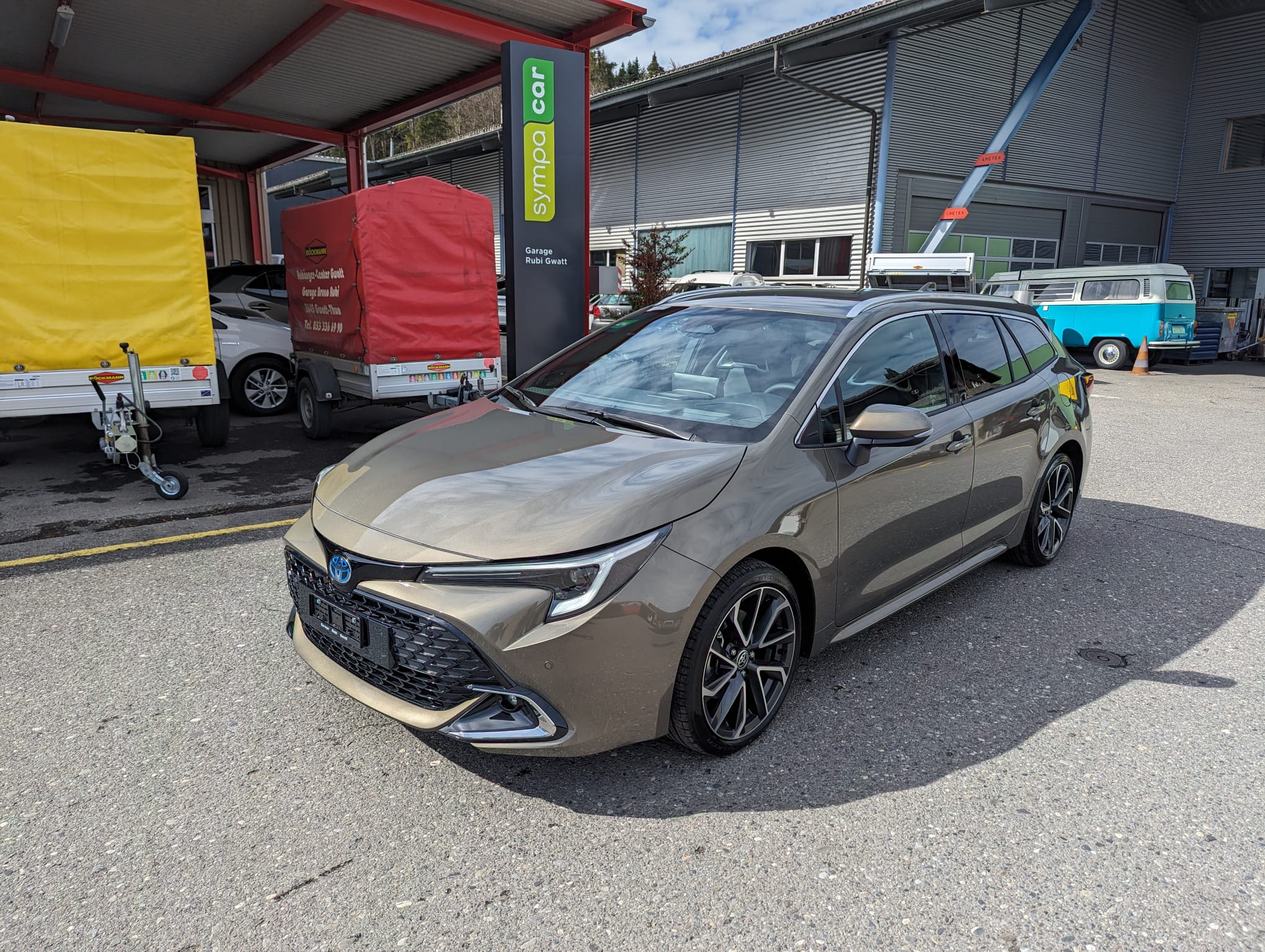 TOYOTA Corolla Touring Sports 2.0 HSD Premium e-CVT