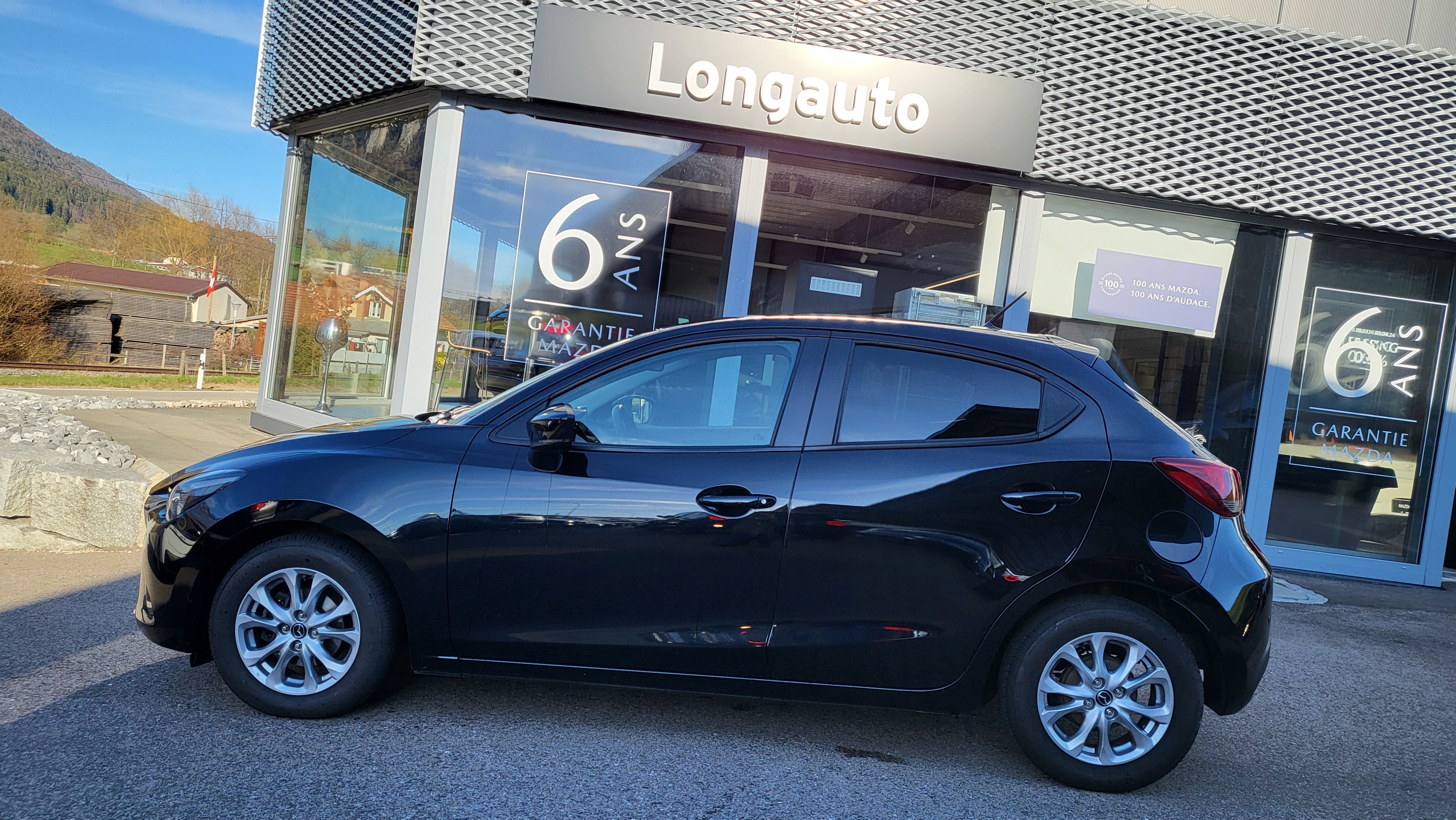 MAZDA 2 SKYACTIV-G 90 Ambition Plus