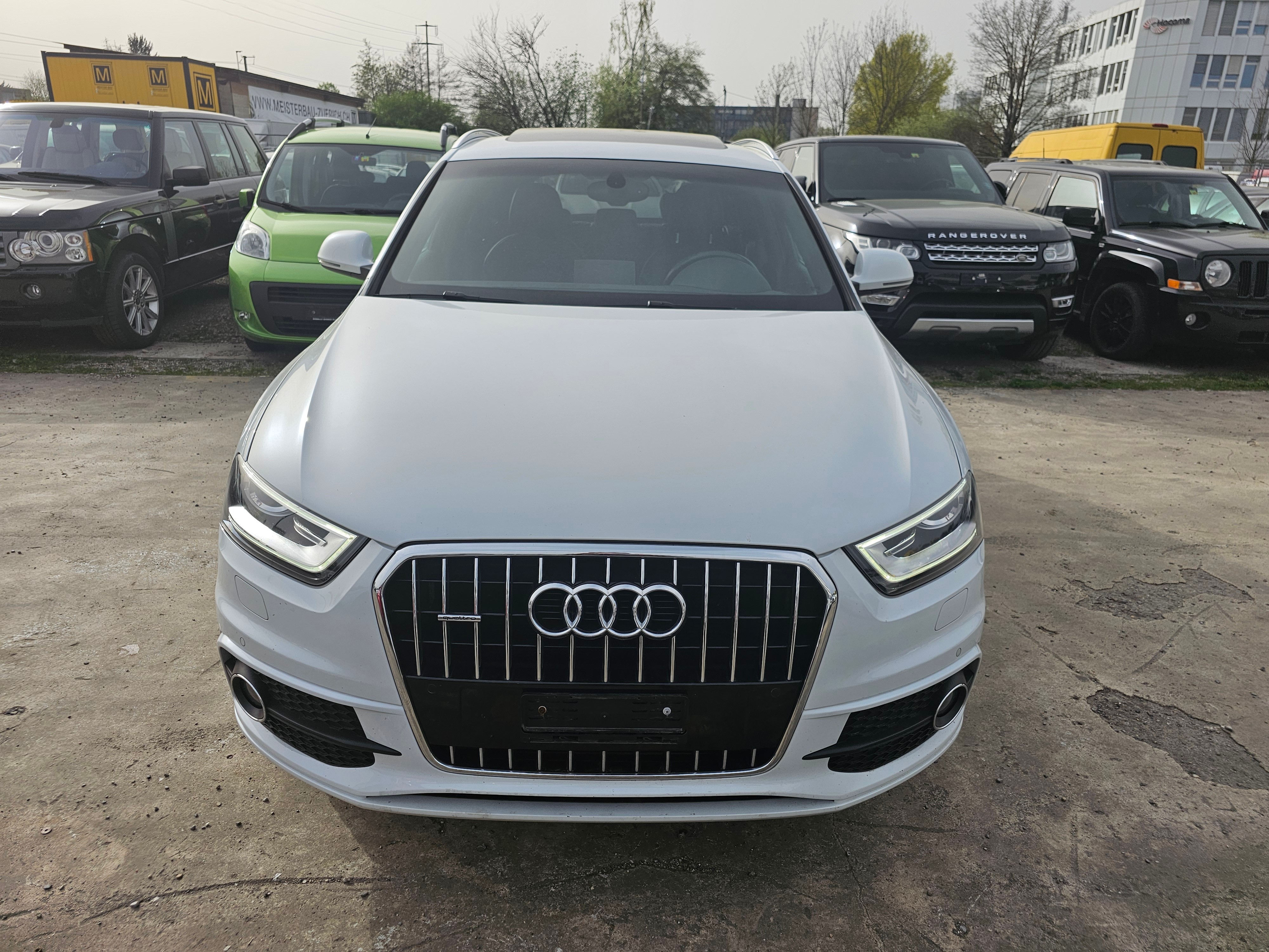 AUDI Q3 2.0 TDI quattro S-tronic