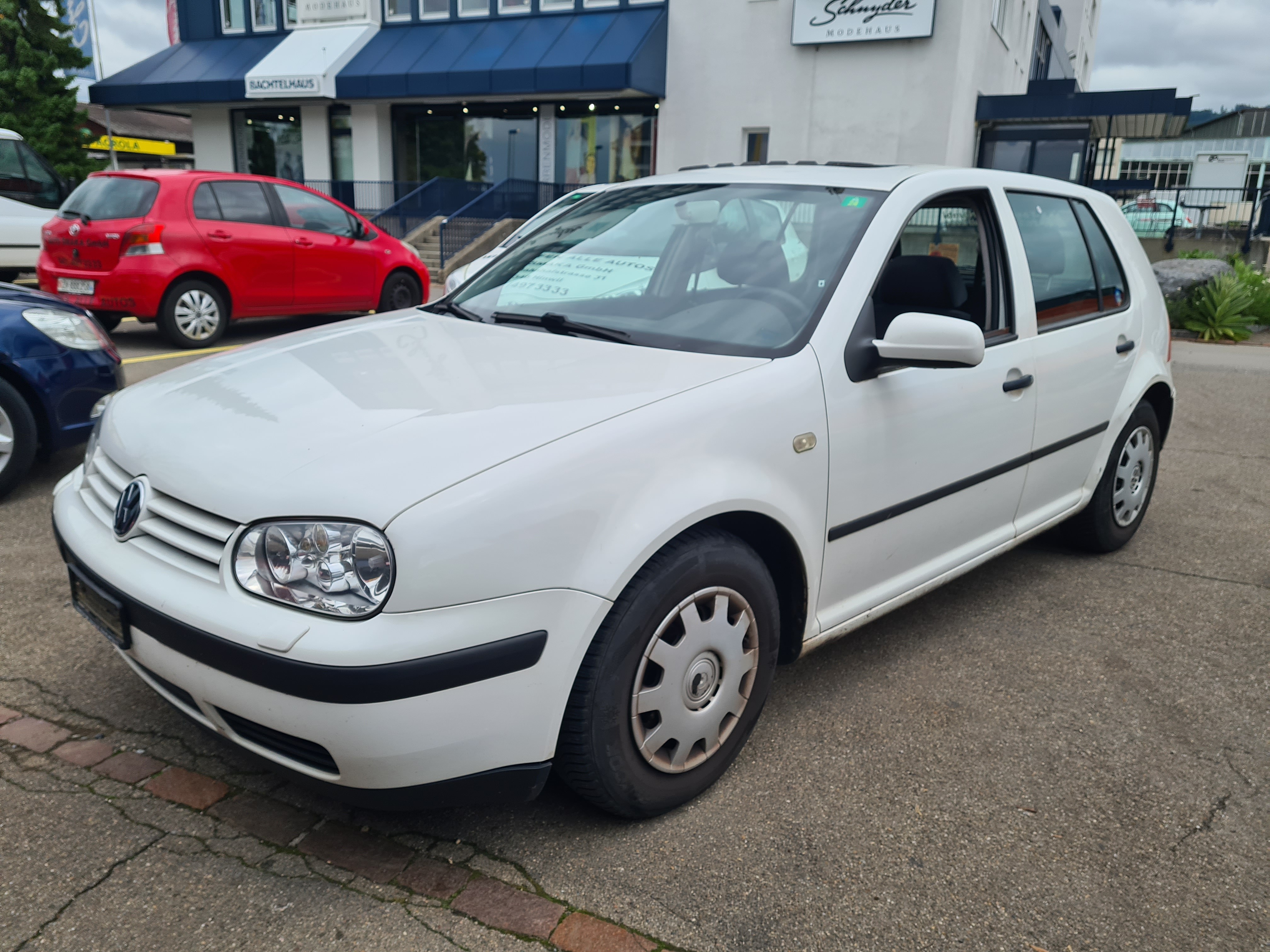 VW Golf 1.6