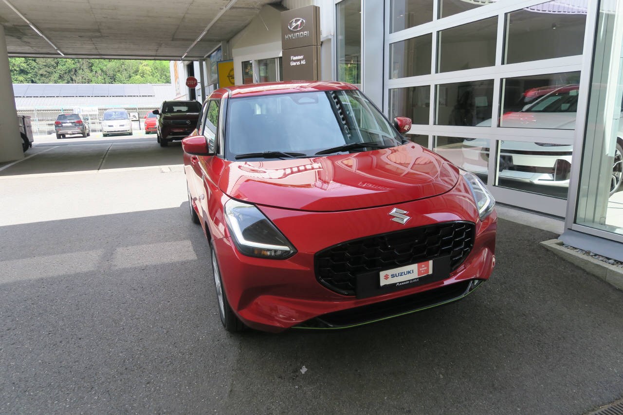 SUZUKI Swift 1.2 1st Edition Hybrid 4x4