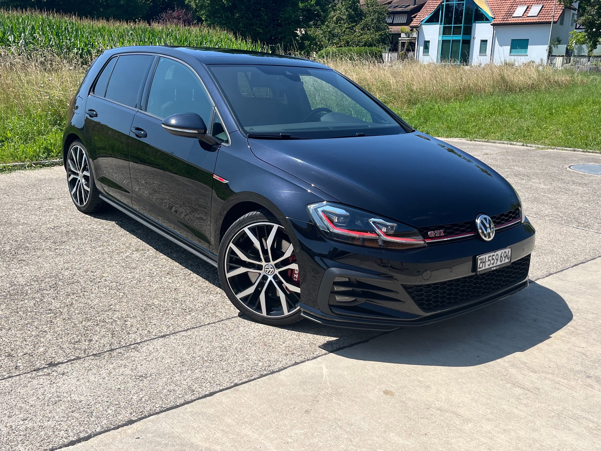 VW Golf 2.0 TSI GTI Performance DSG