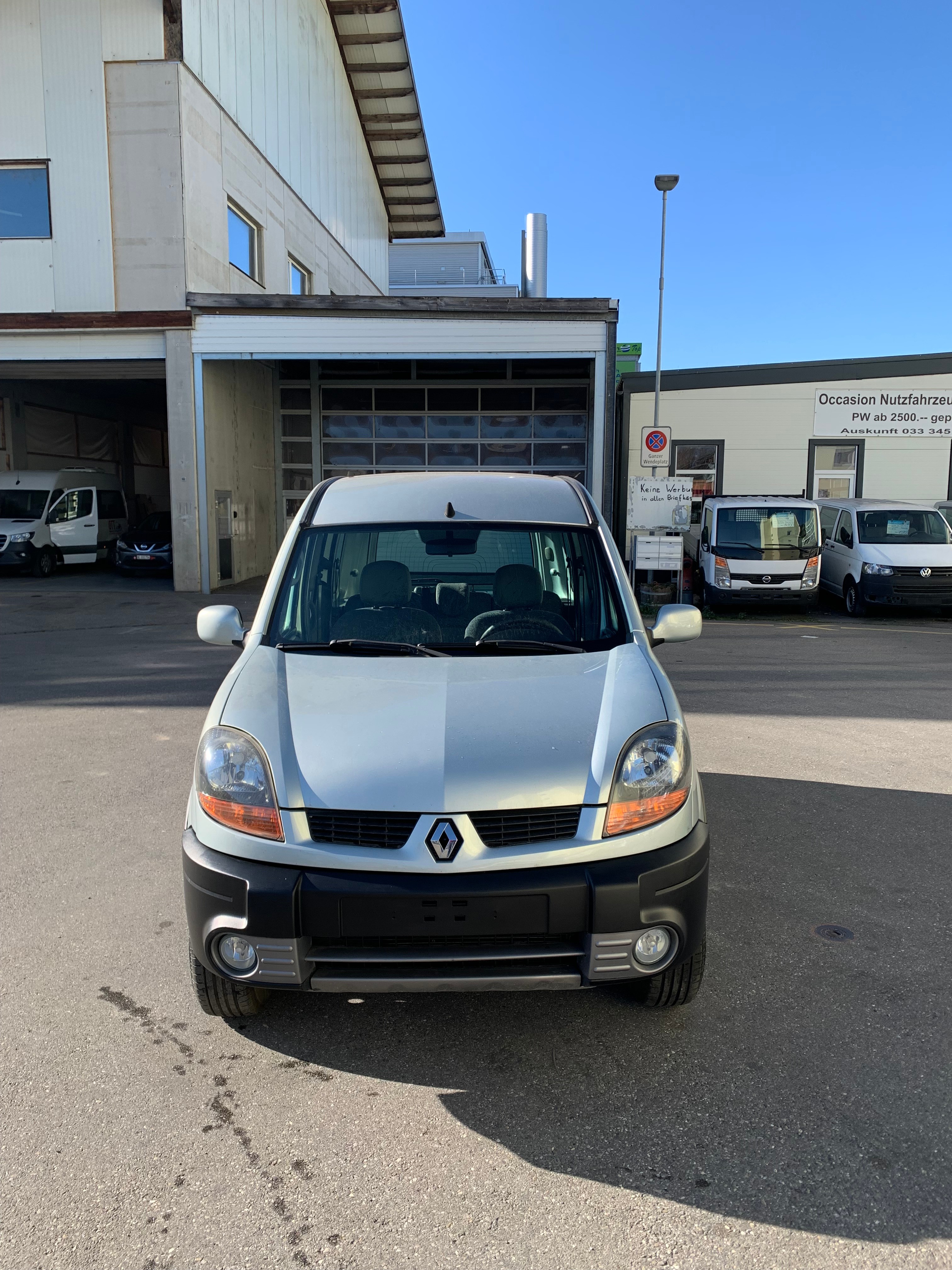 RENAULT Kangoo 1.6 16V Authentique 4x4