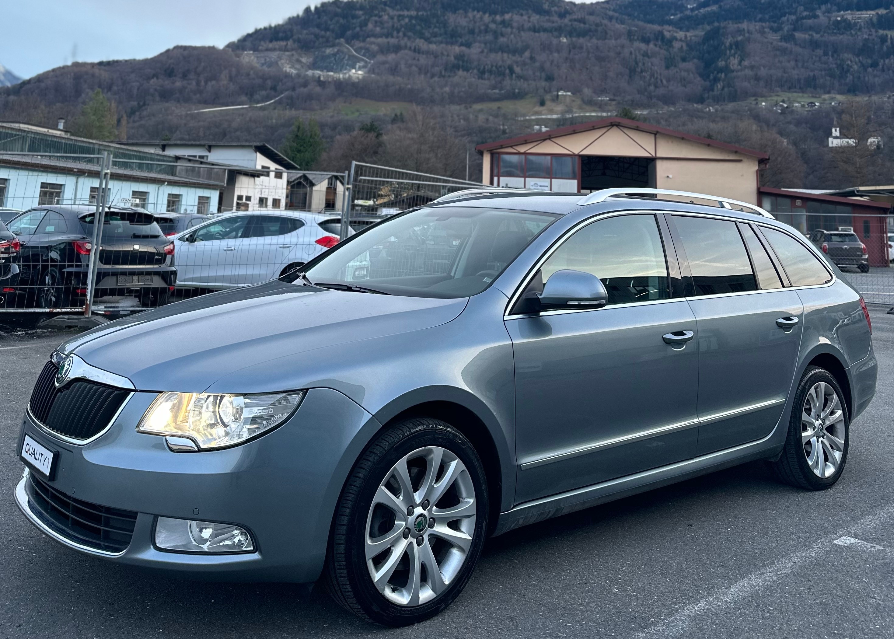 SKODA Superb Combi 2.0 TDi Elegance 4x4 DSG