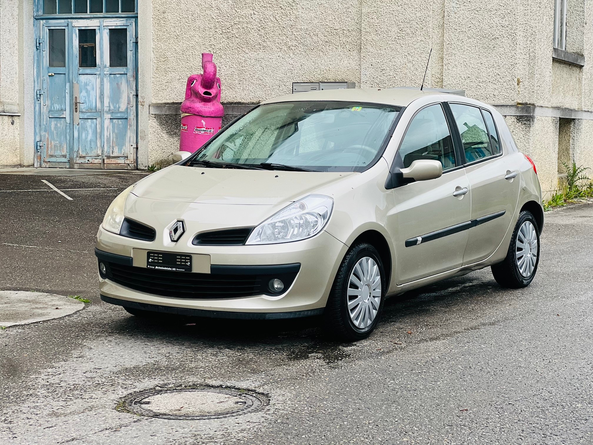 RENAULT Clio 1.4 16V Dynamique