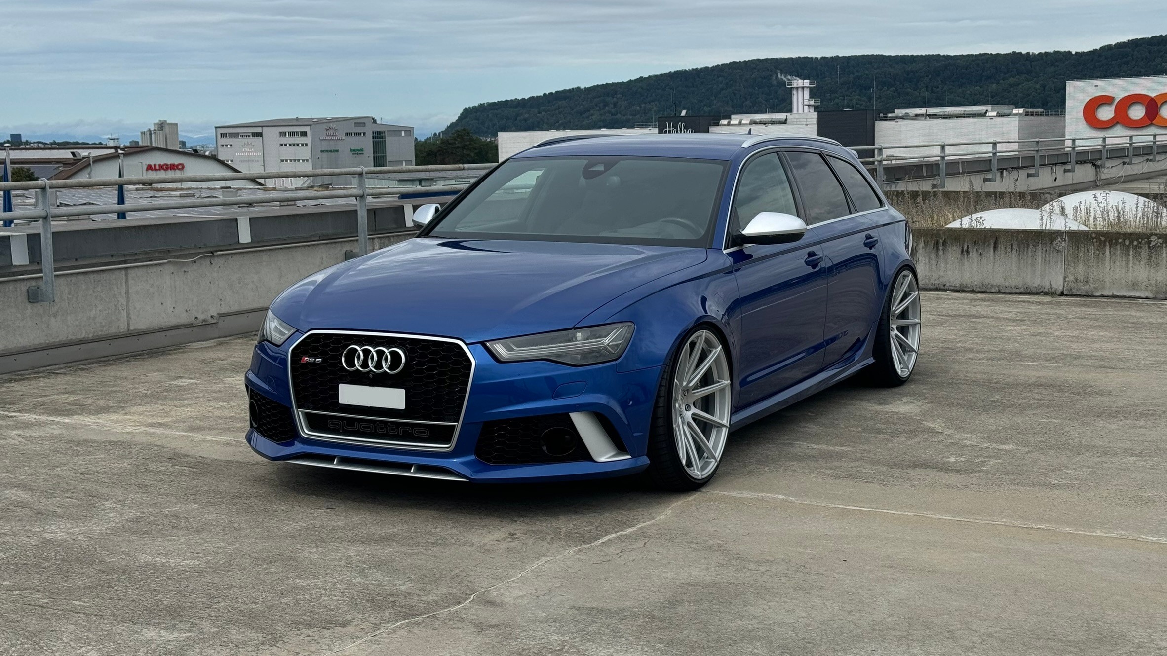 AUDI RS6 Avant 4.0 TFSI V8 performance quattro