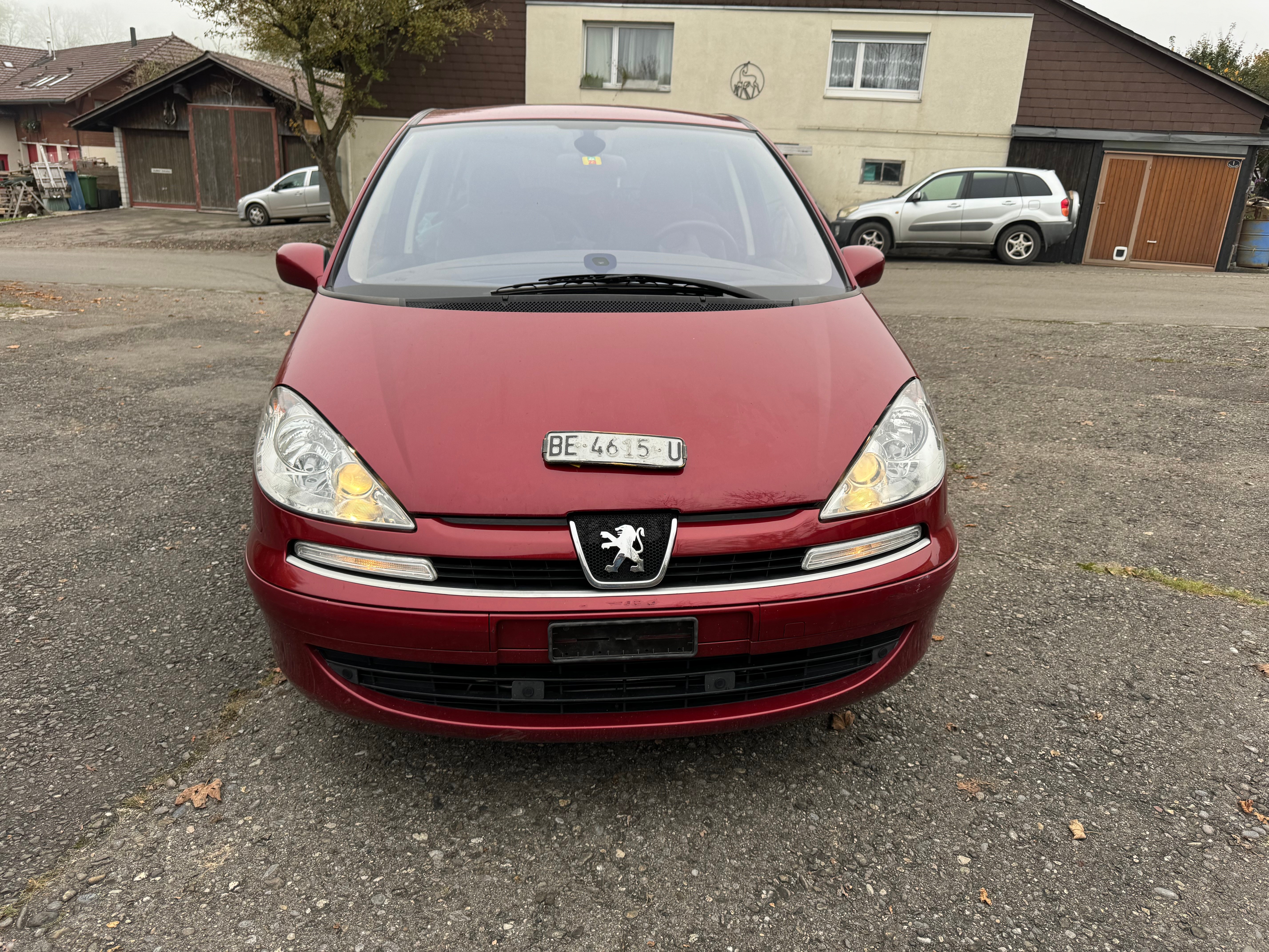 PEUGEOT 807 2.0 16V HDi SR Family Automatic