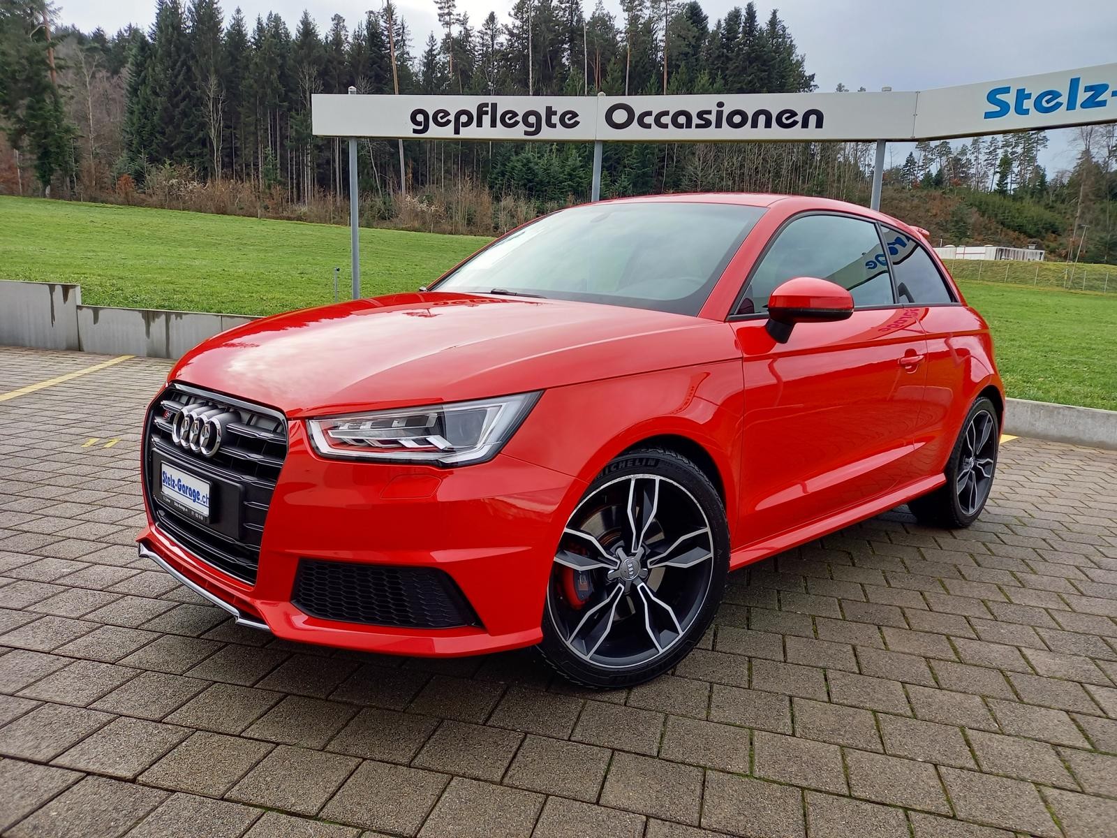 AUDI S1 2.0 TFSI quattro