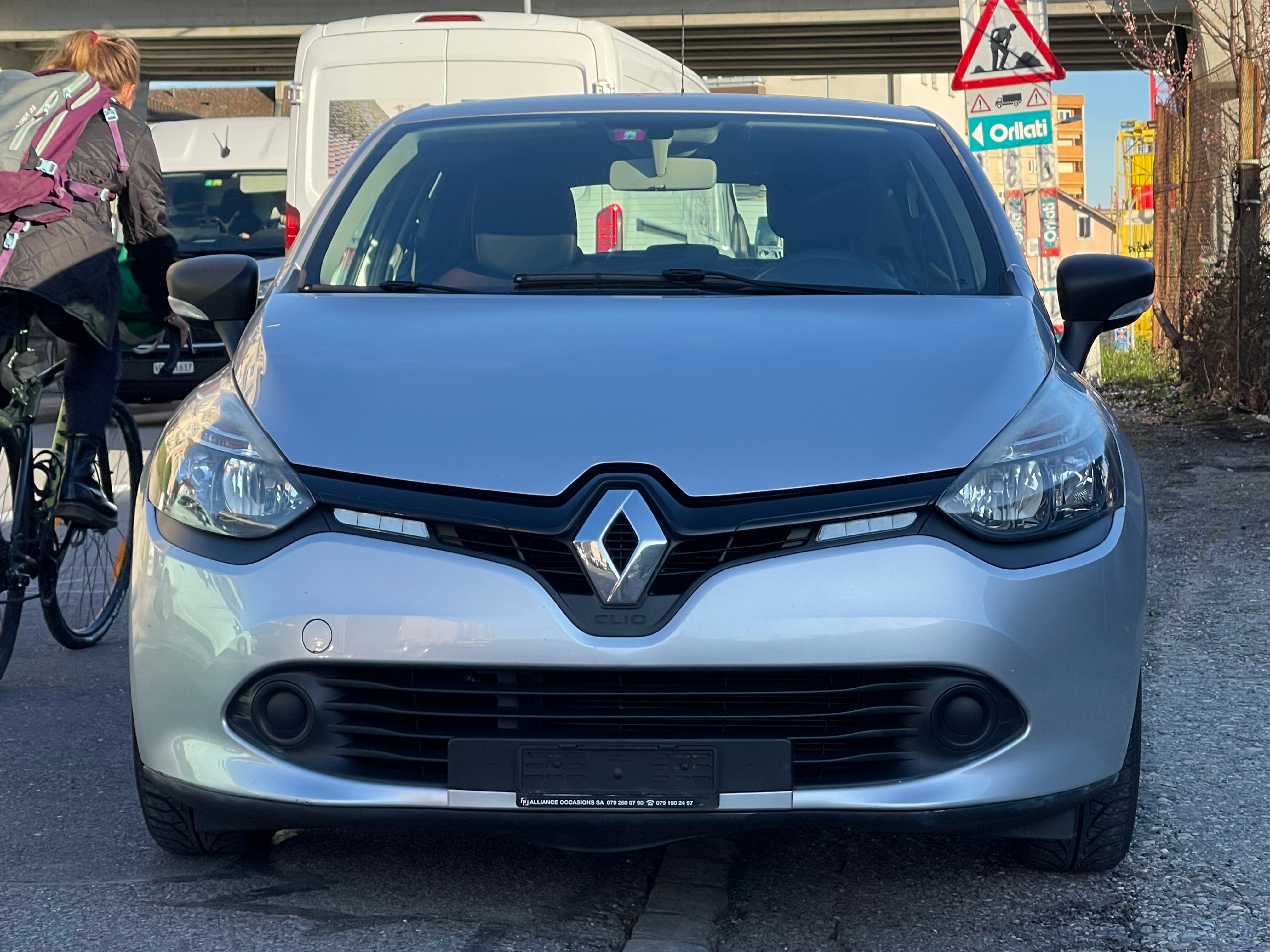 RENAULT Clio 1.2 16V Expression