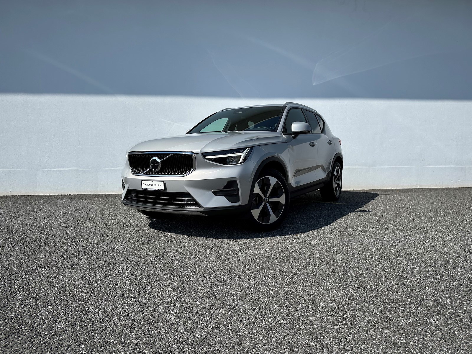 VOLVO XC40 2.0 B3 MH Core