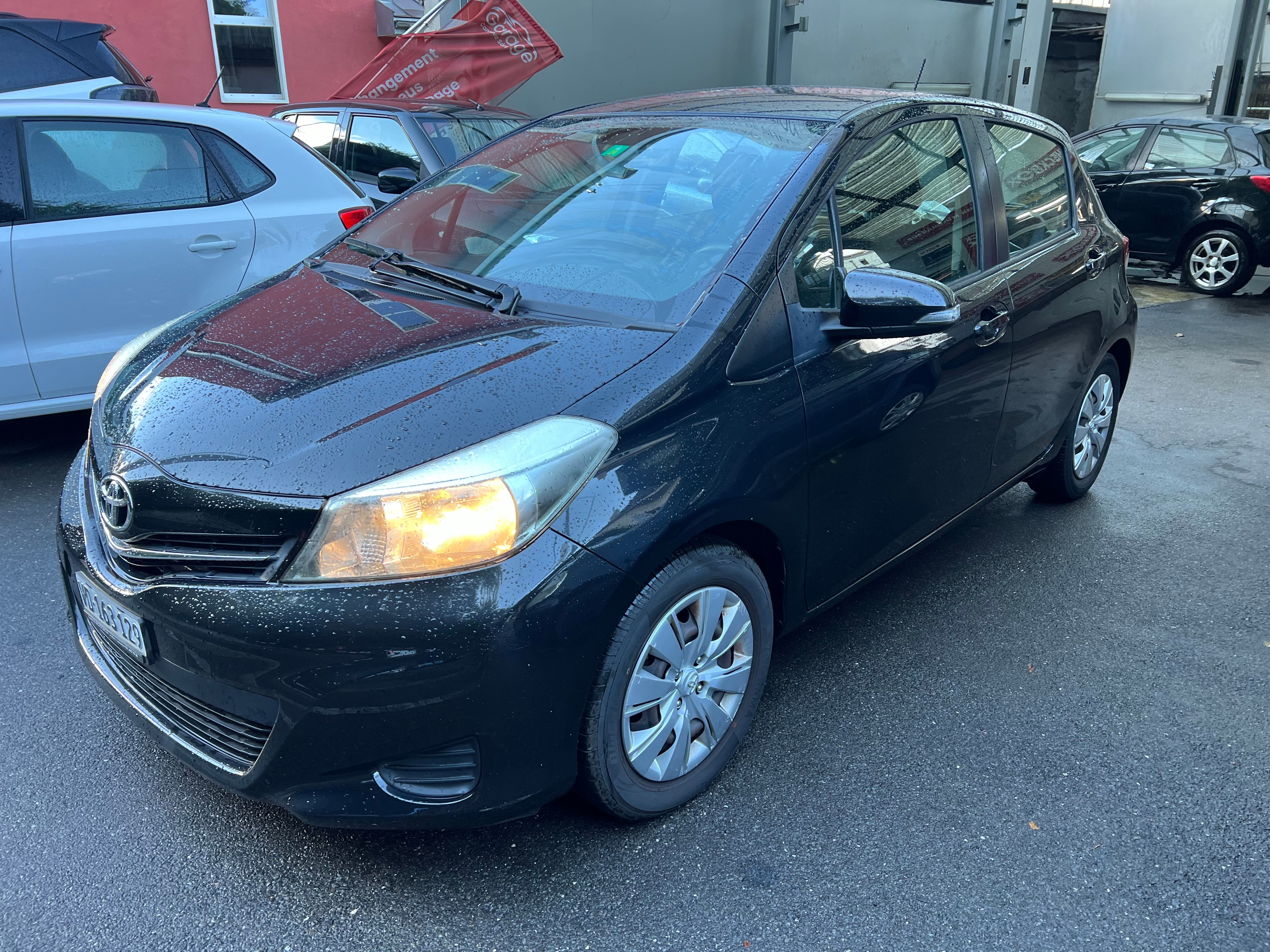 TOYOTA Yaris 1.33 Sol Premium