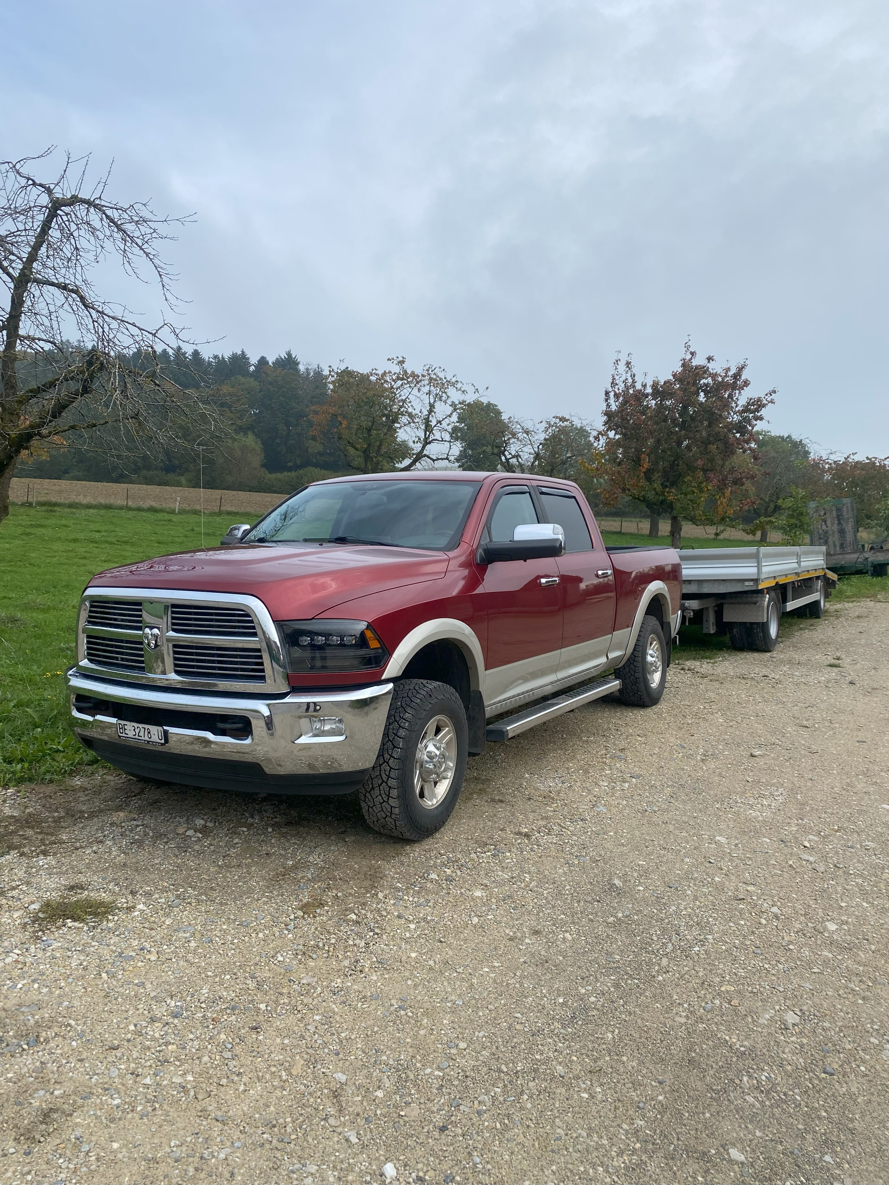 DODGE RAM 2500 Laramie 6,7l Cummins