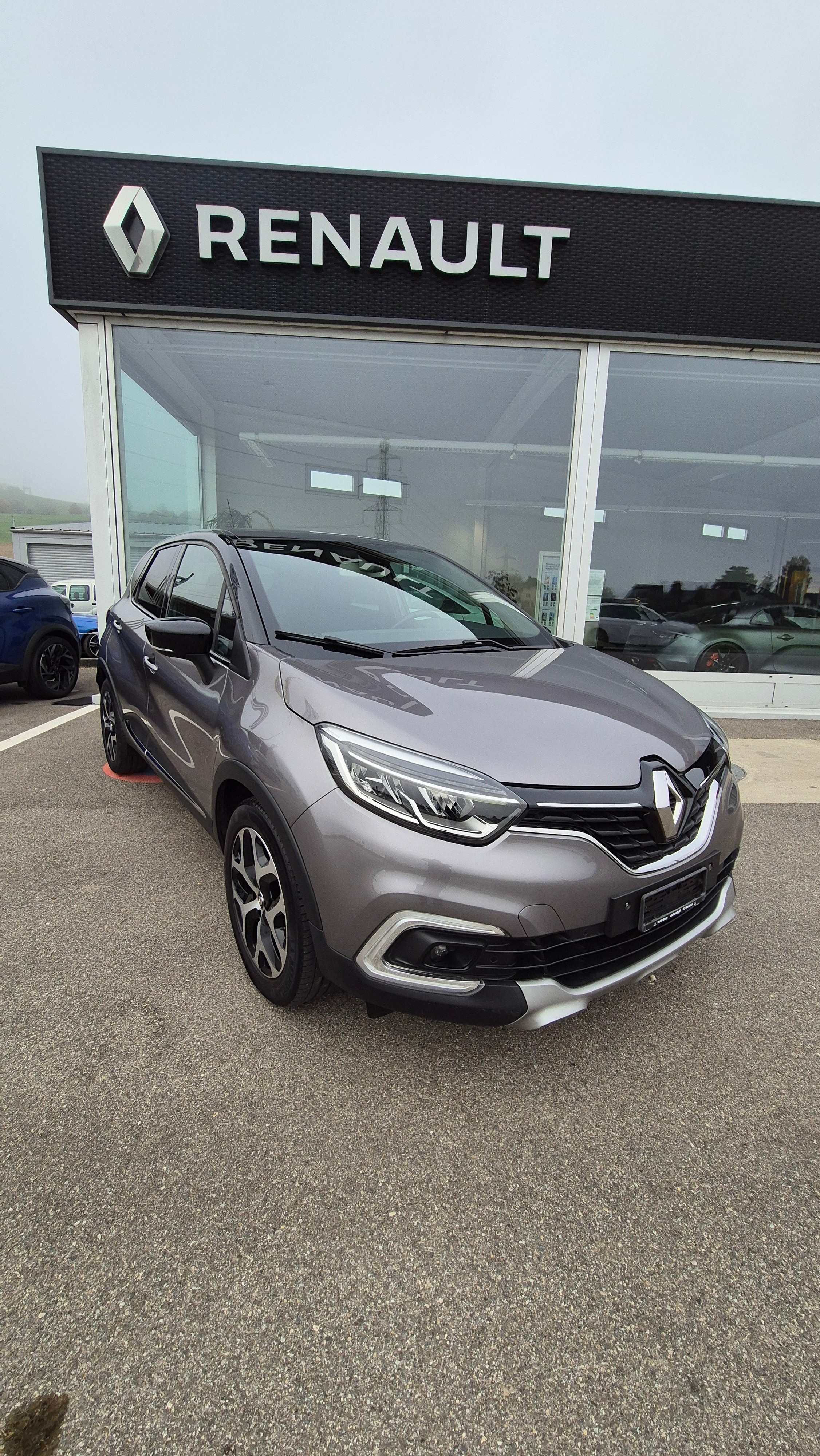 RENAULT Captur 1.2 T 16V Intens EDC