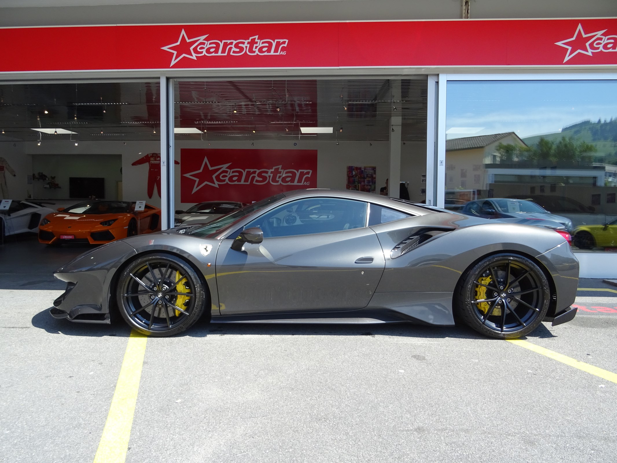 FERRARI 488 PISTA 3.9 V8