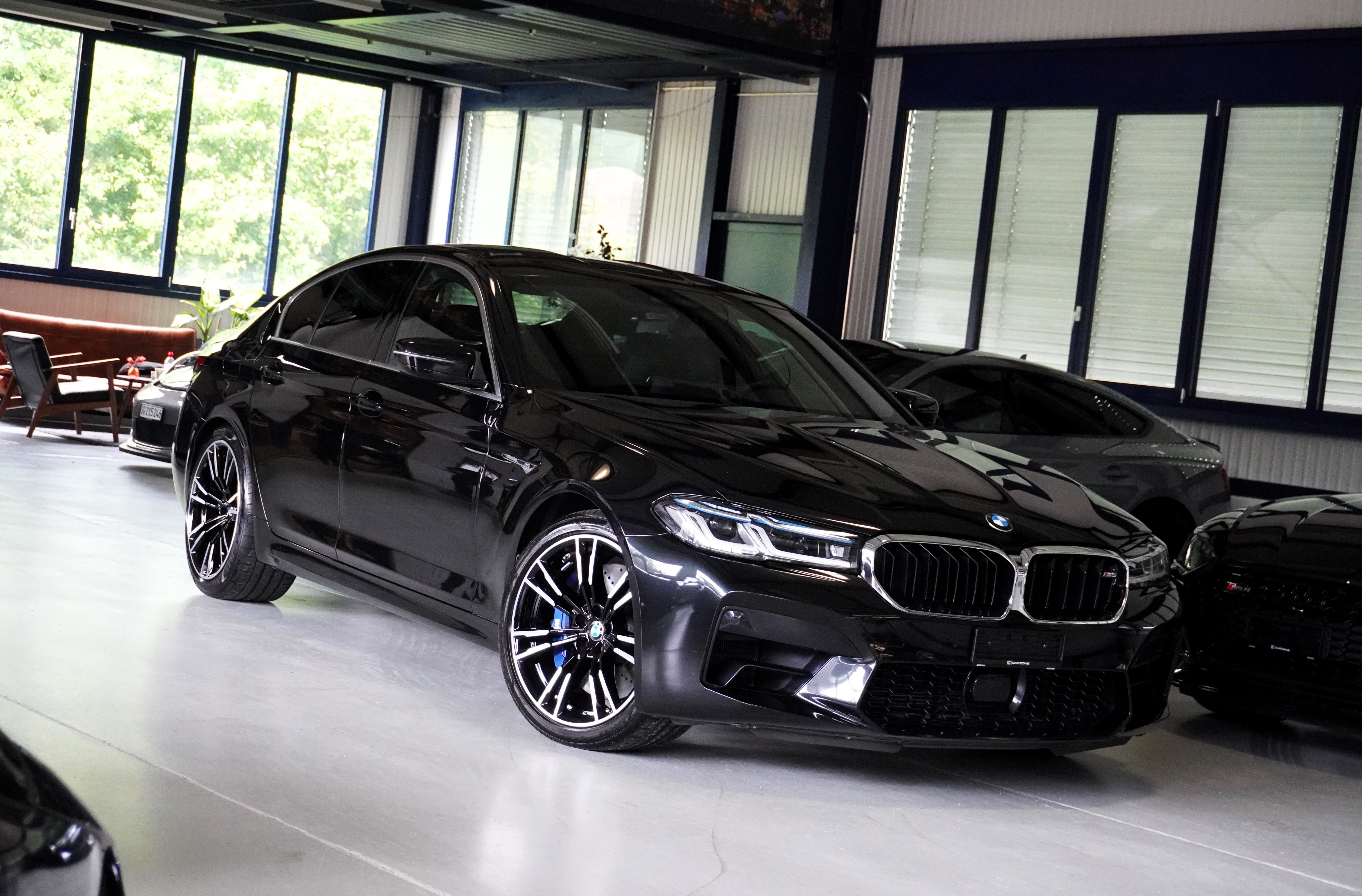 BMW M5 xDrive Drivelogic