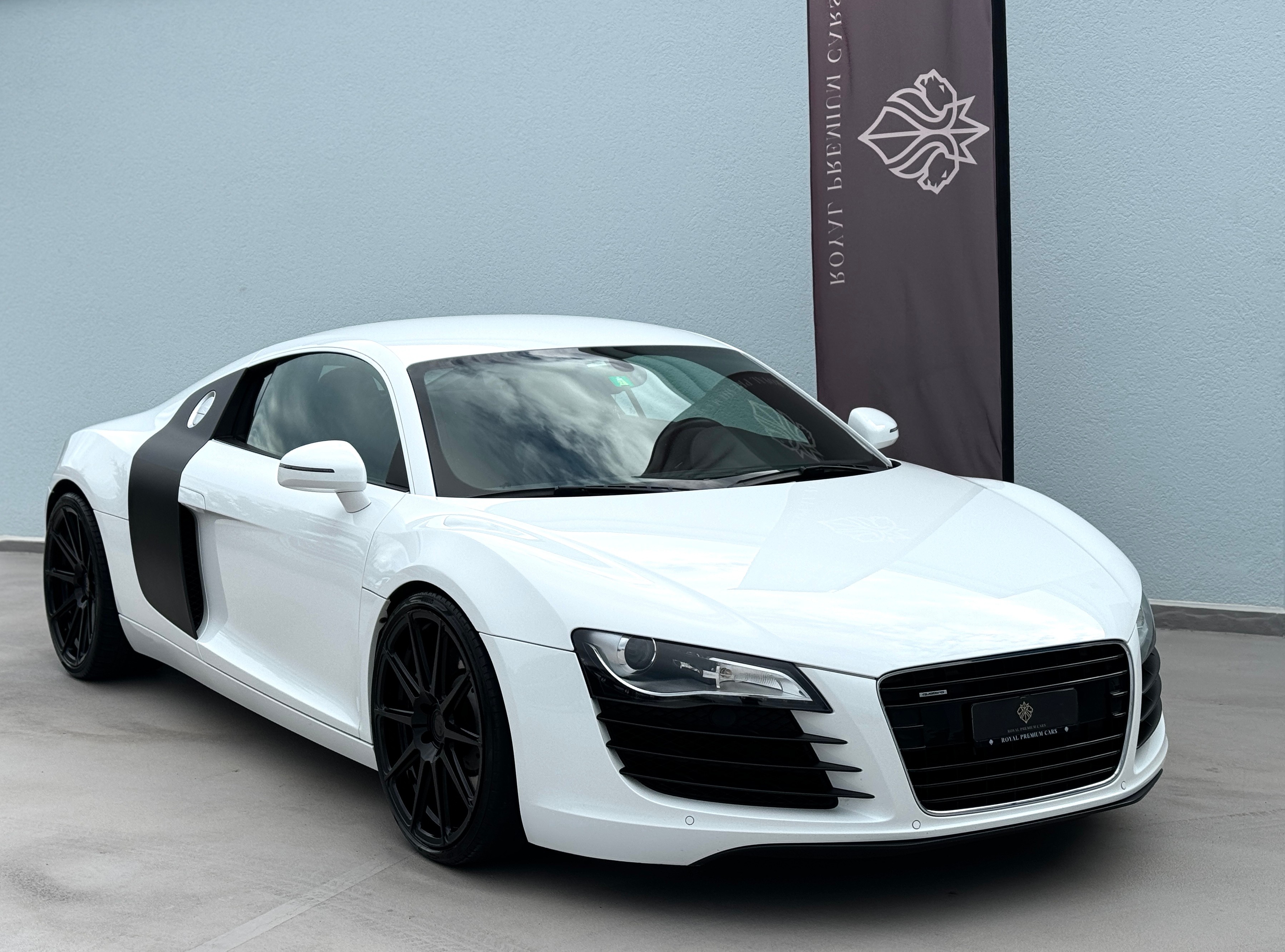 AUDI R8 Coupé 4.2