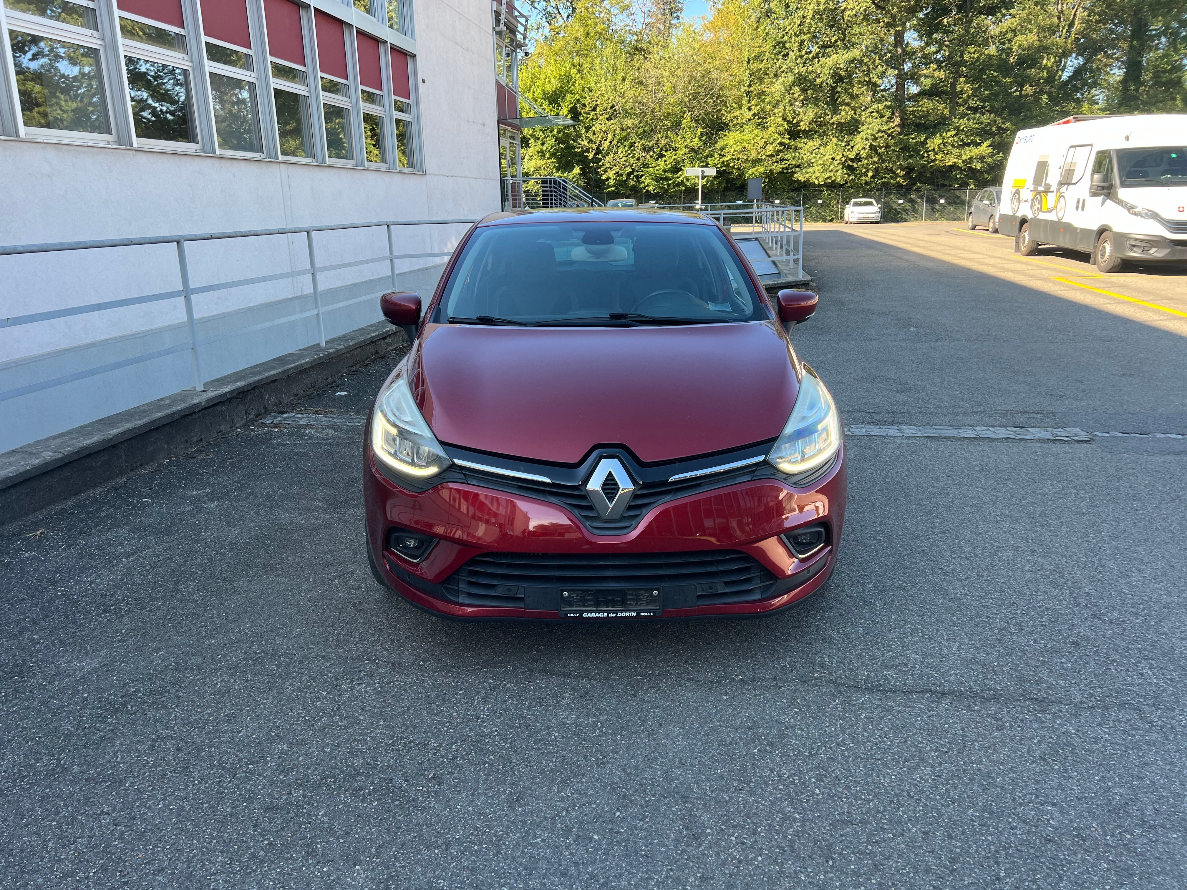 RENAULT Clio 1.2 16V T Intens EDC