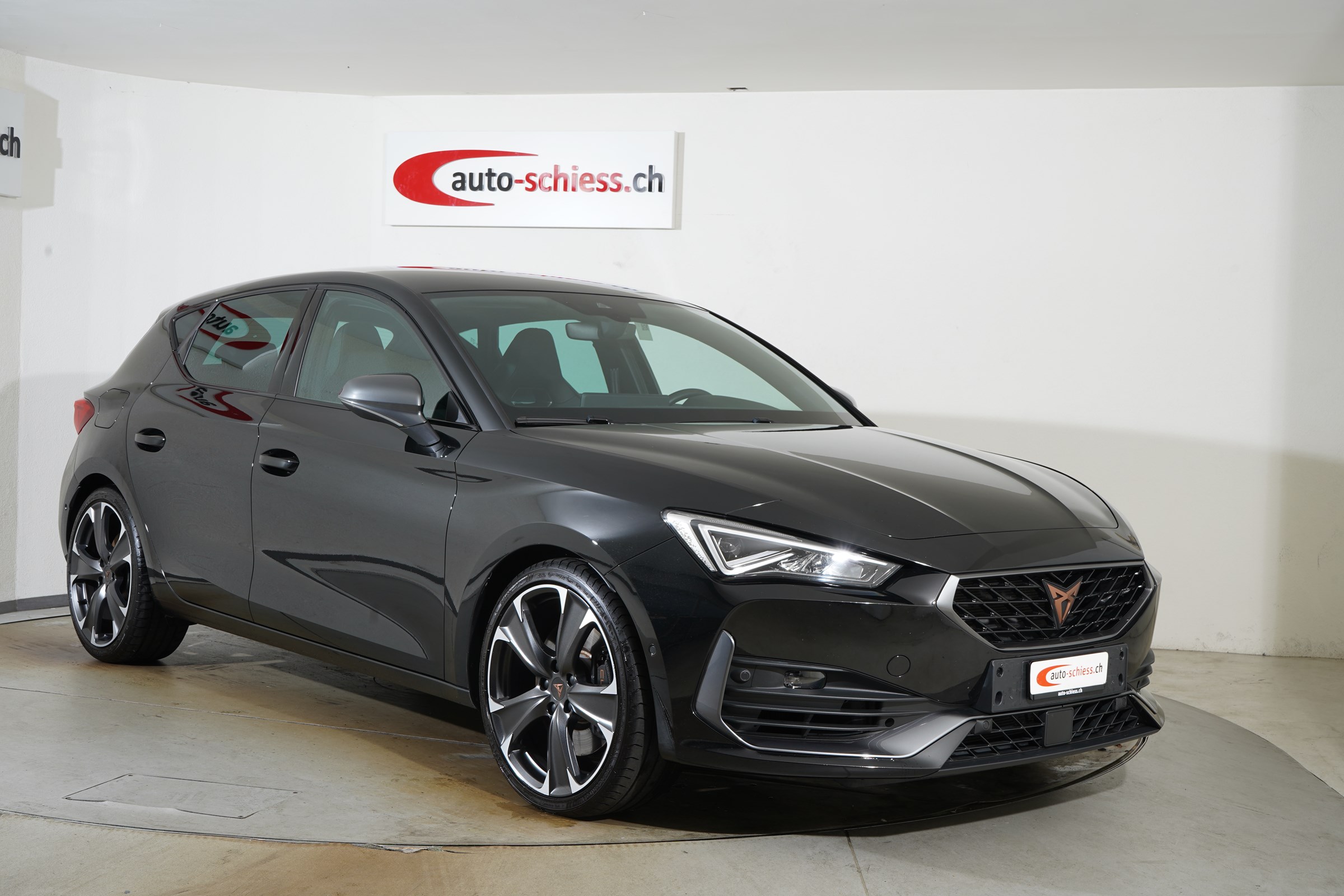 CUPRA LEON 2.0 TSI DSG VZ