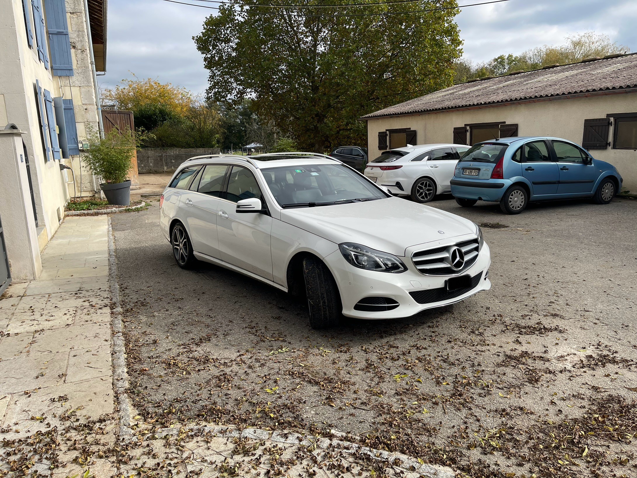 MERCEDES-BENZ E 250 BlueTEC 4Matic 7G-Tronic