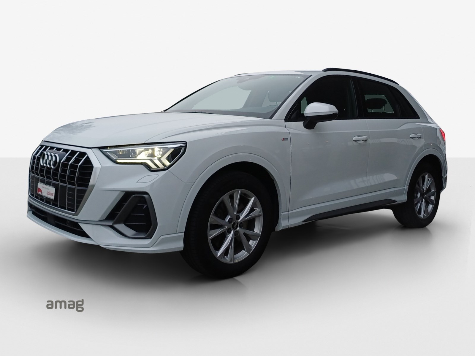 AUDI Q3 40 TDI S line Attraction quattro S-tronic