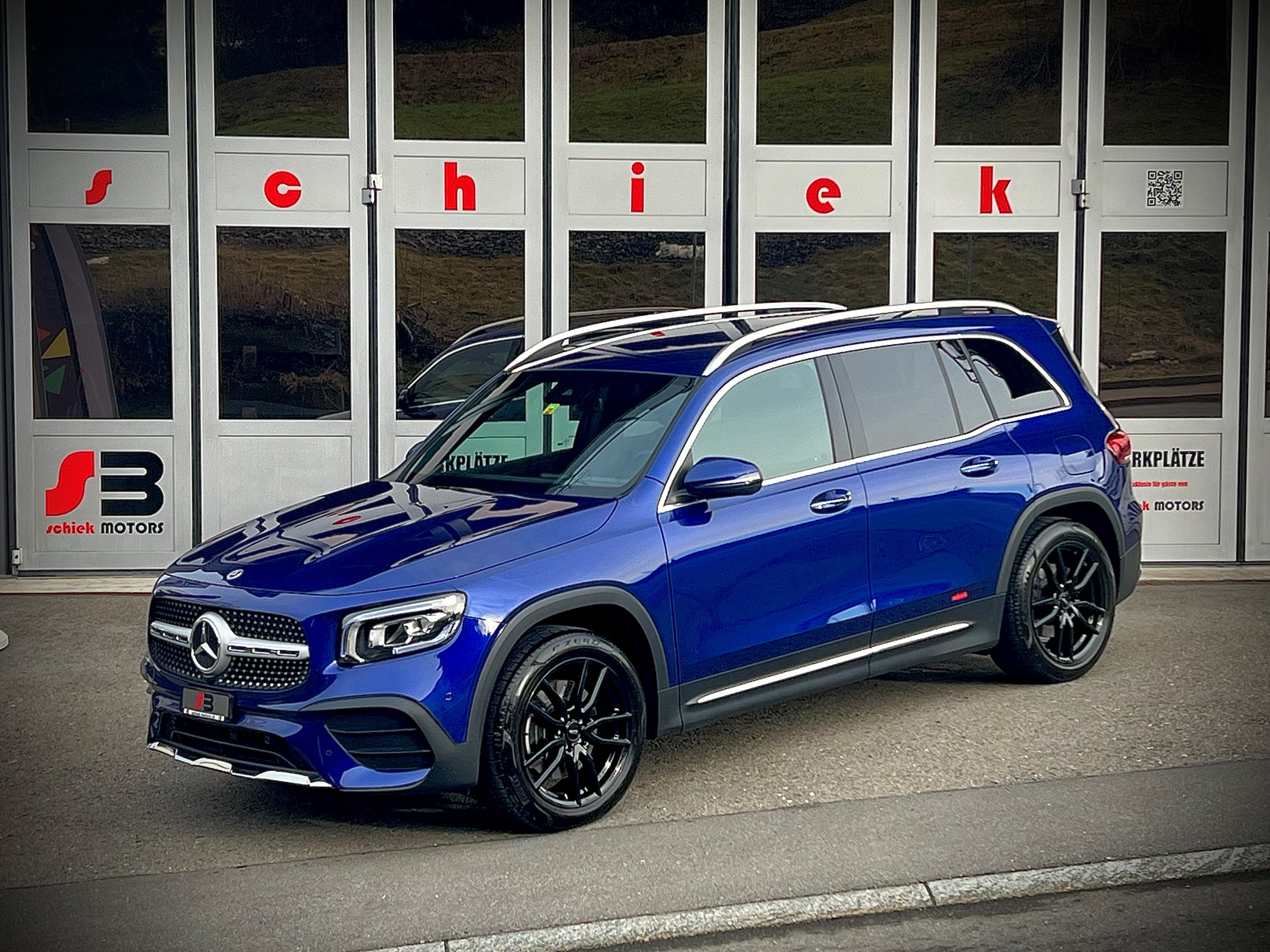 MERCEDES-BENZ GLB 250 4Matic AMG Line 8G-Tronic