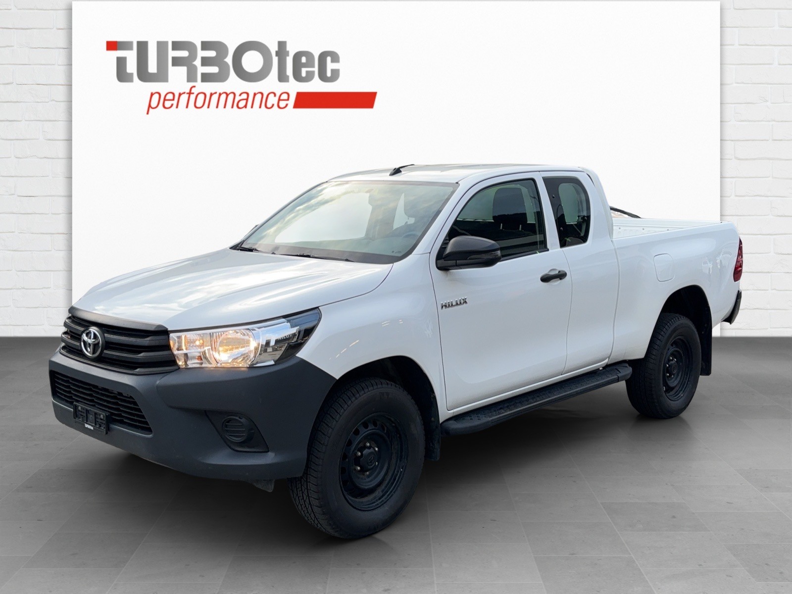 TOYOTA Hilux 2.4D-4D Comfort Extra Cab 4x4