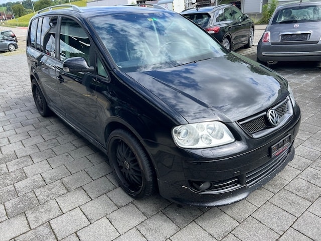 VW TOURAN