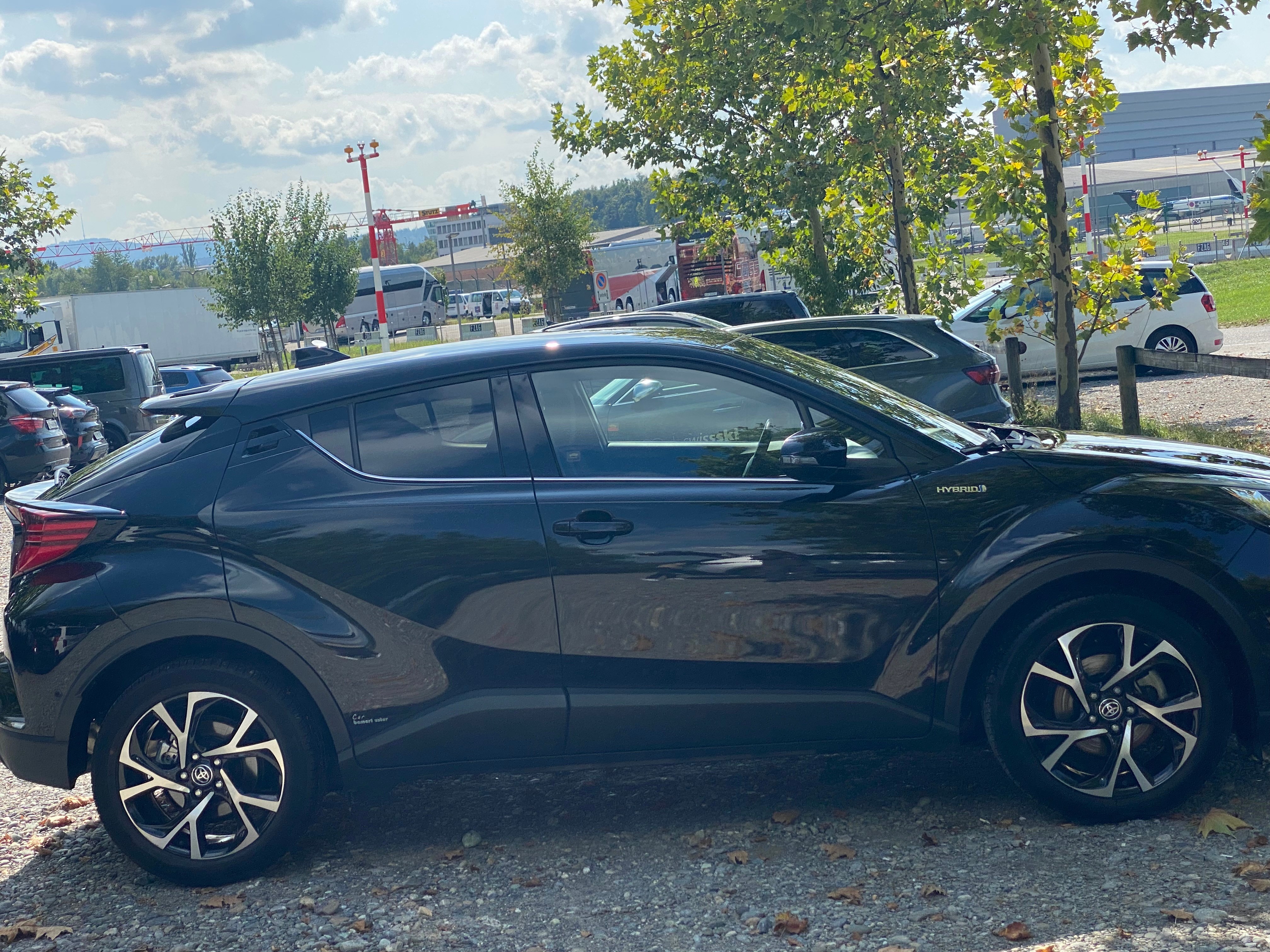 TOYOTA C-HR 2.0 HSD CVT Trend