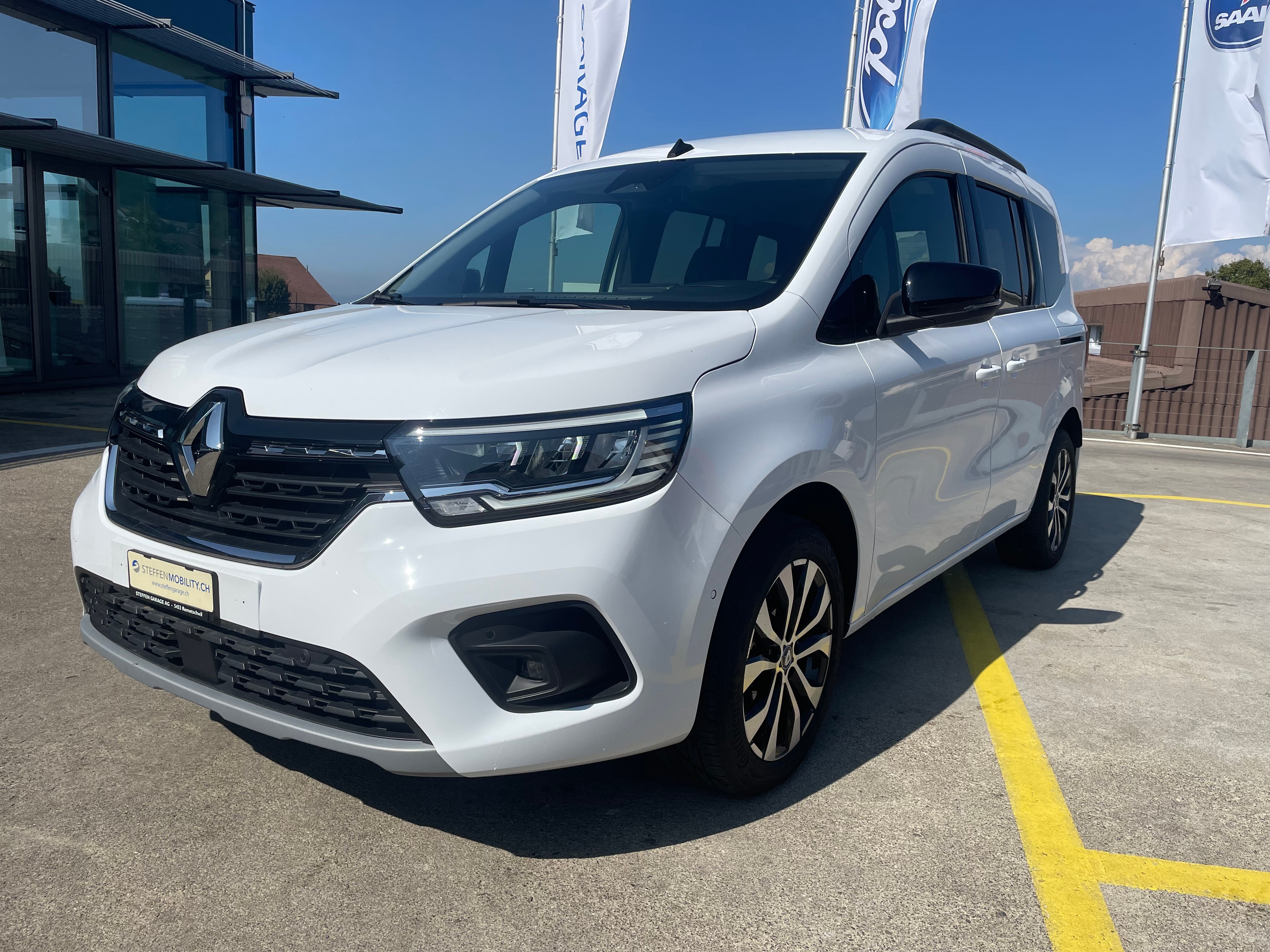 RENAULT Kangoo 1.3 TCe 130Equil A