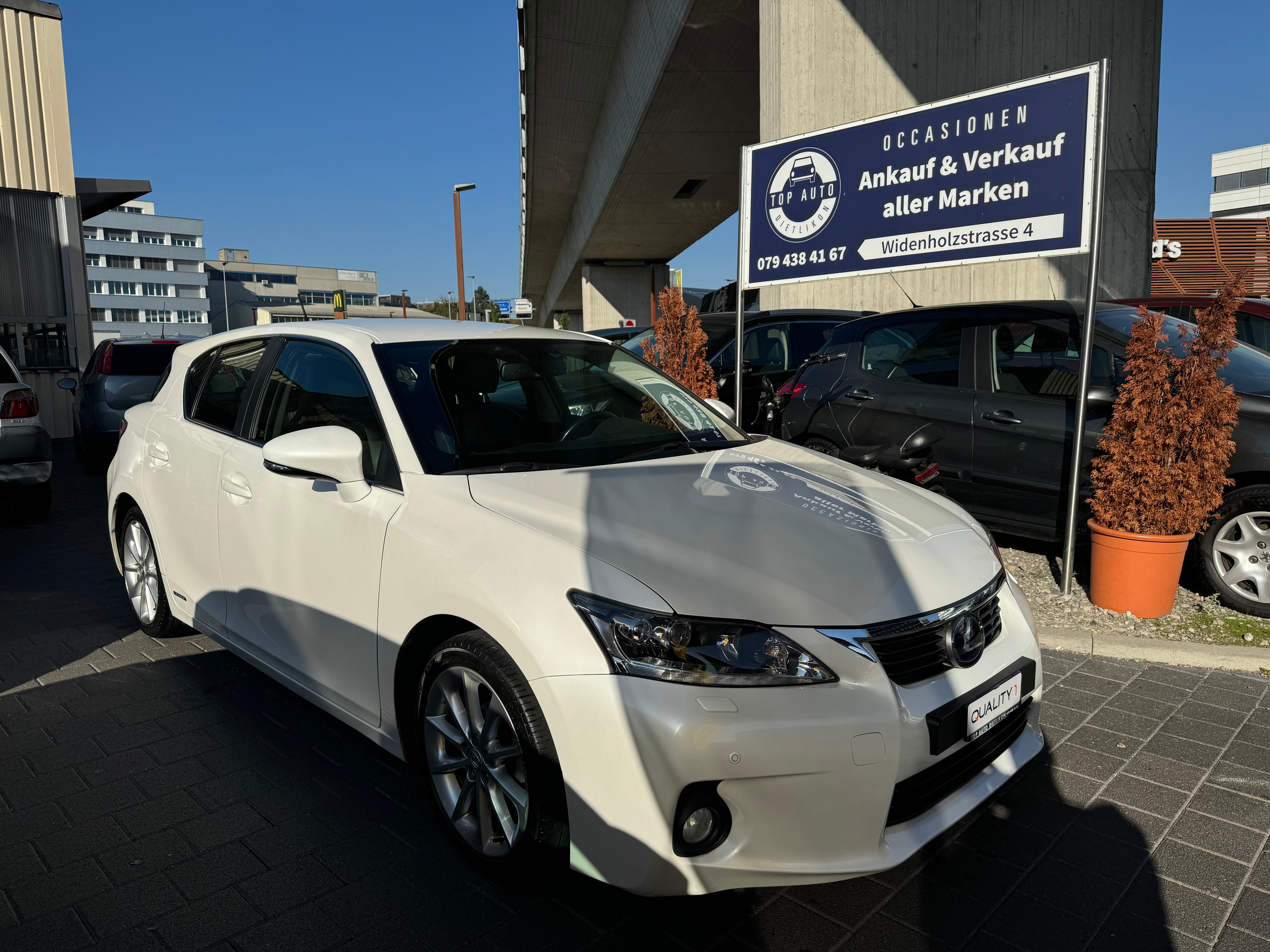 LEXUS CT 200h 1.8 excellence CVT