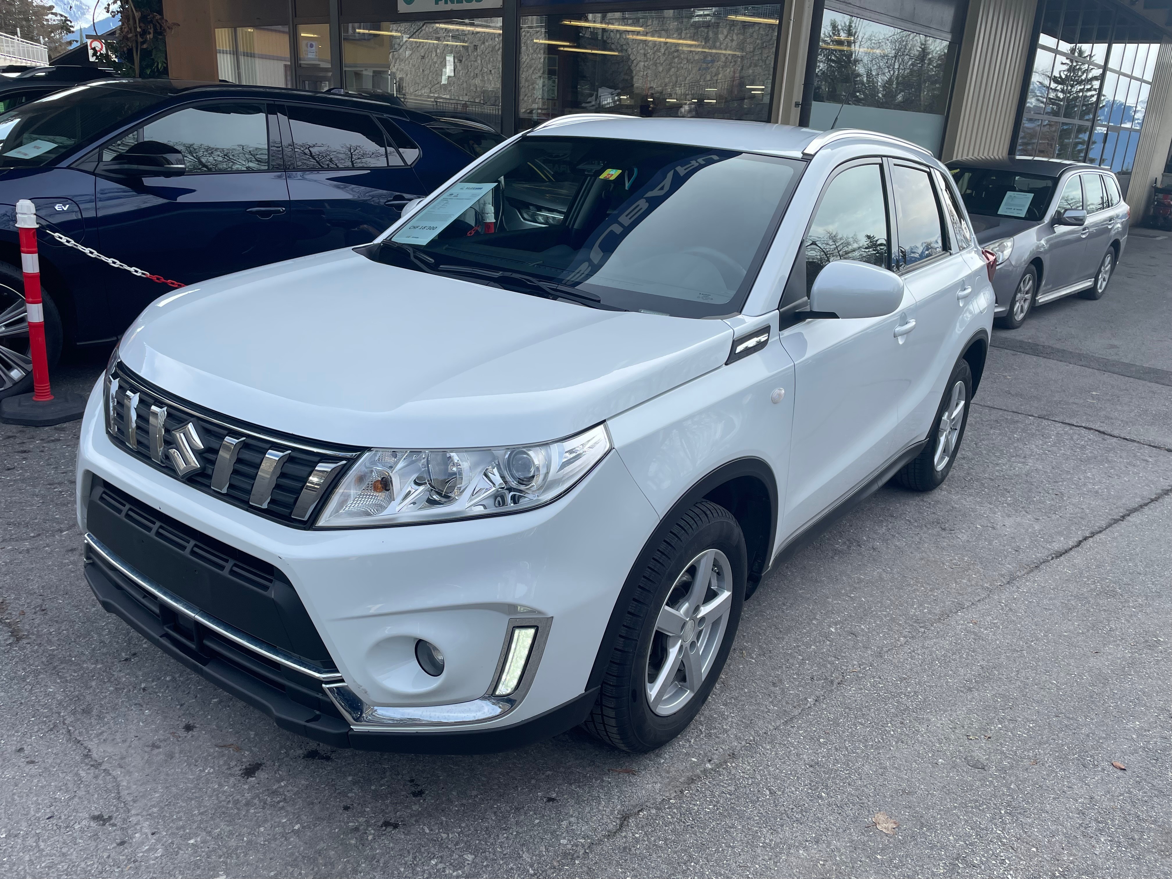 SUZUKI Vitara 1.4 Boosterjet Compact + Automatic