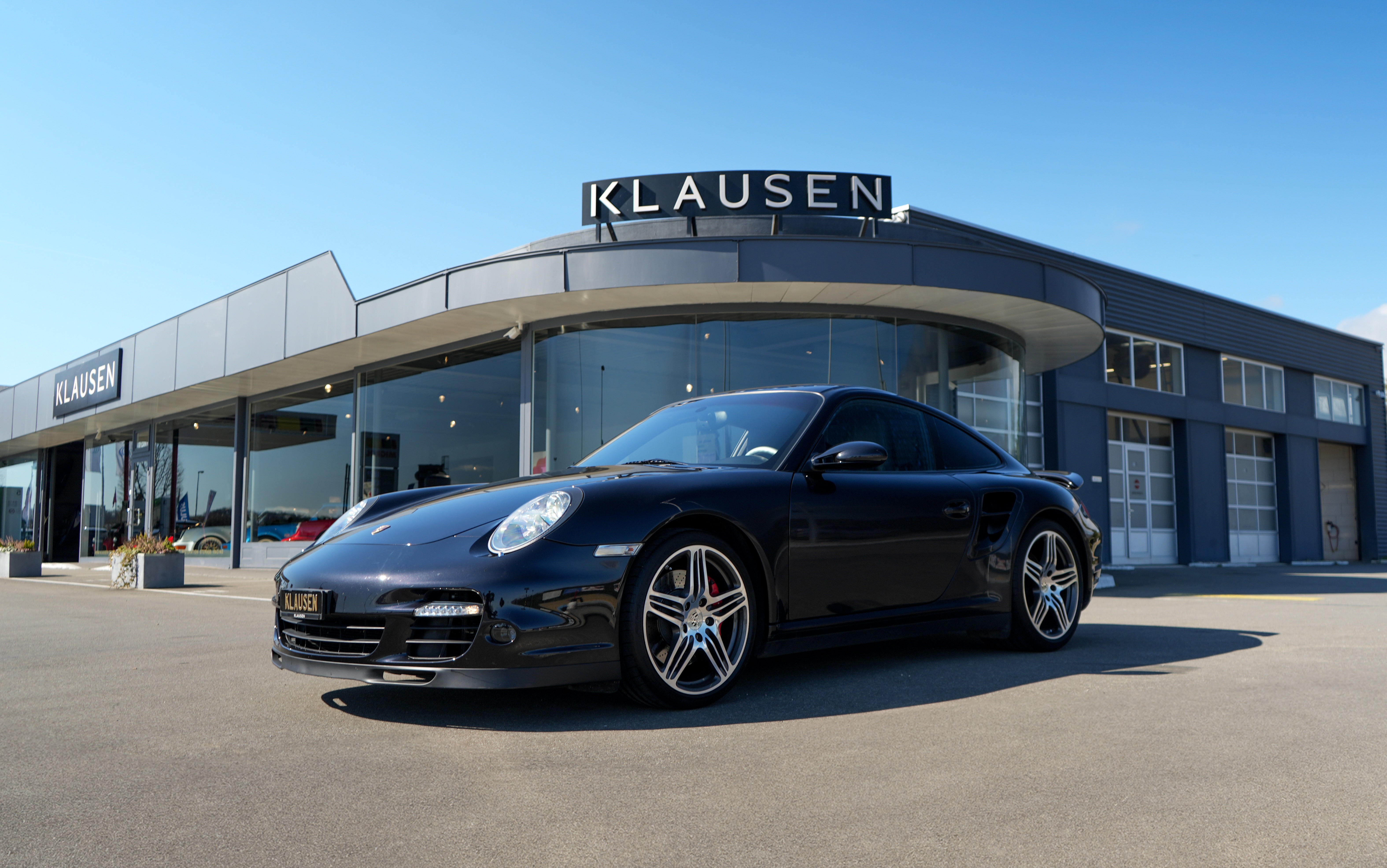 PORSCHE 911 Turbo