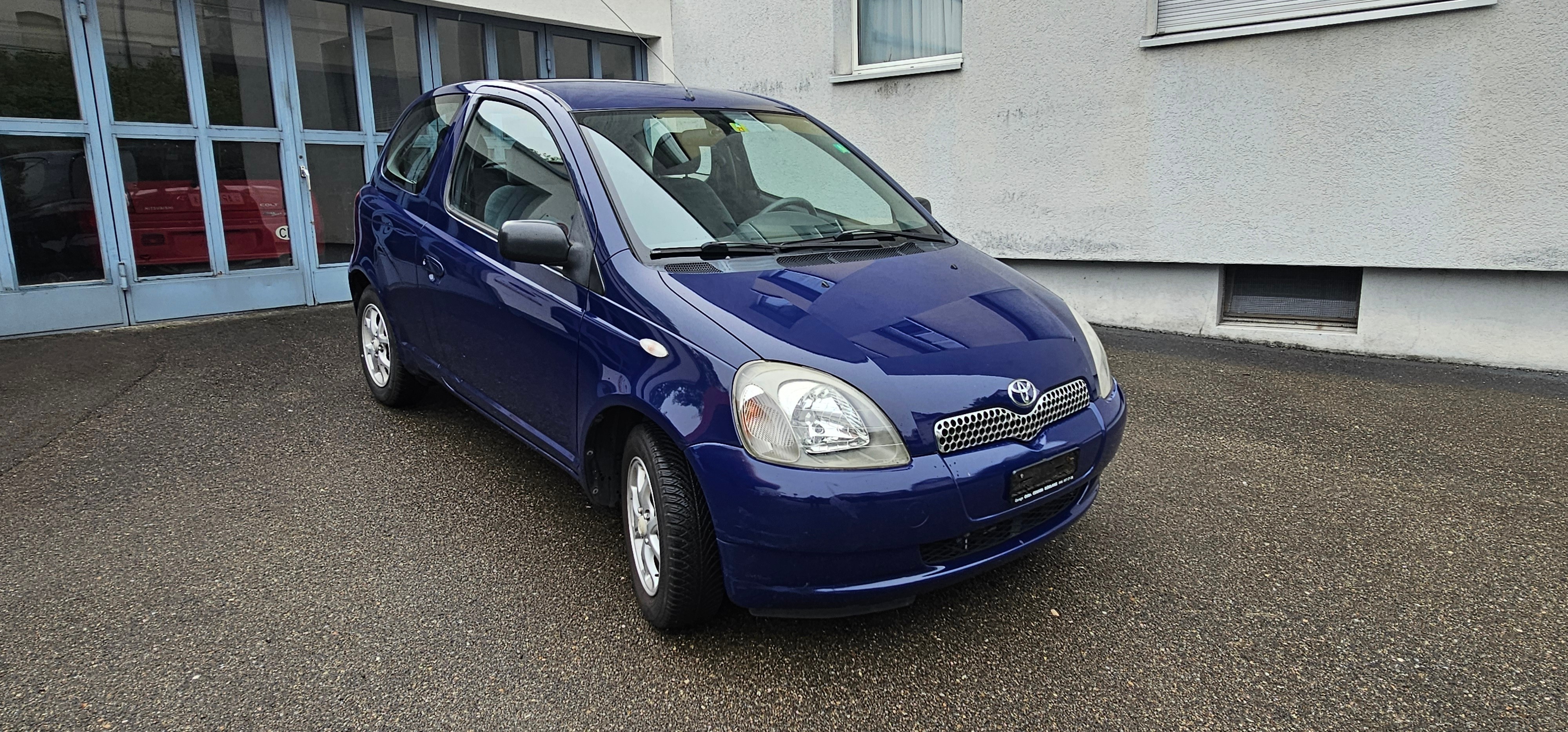 TOYOTA Yaris 1.3 Linea Luna