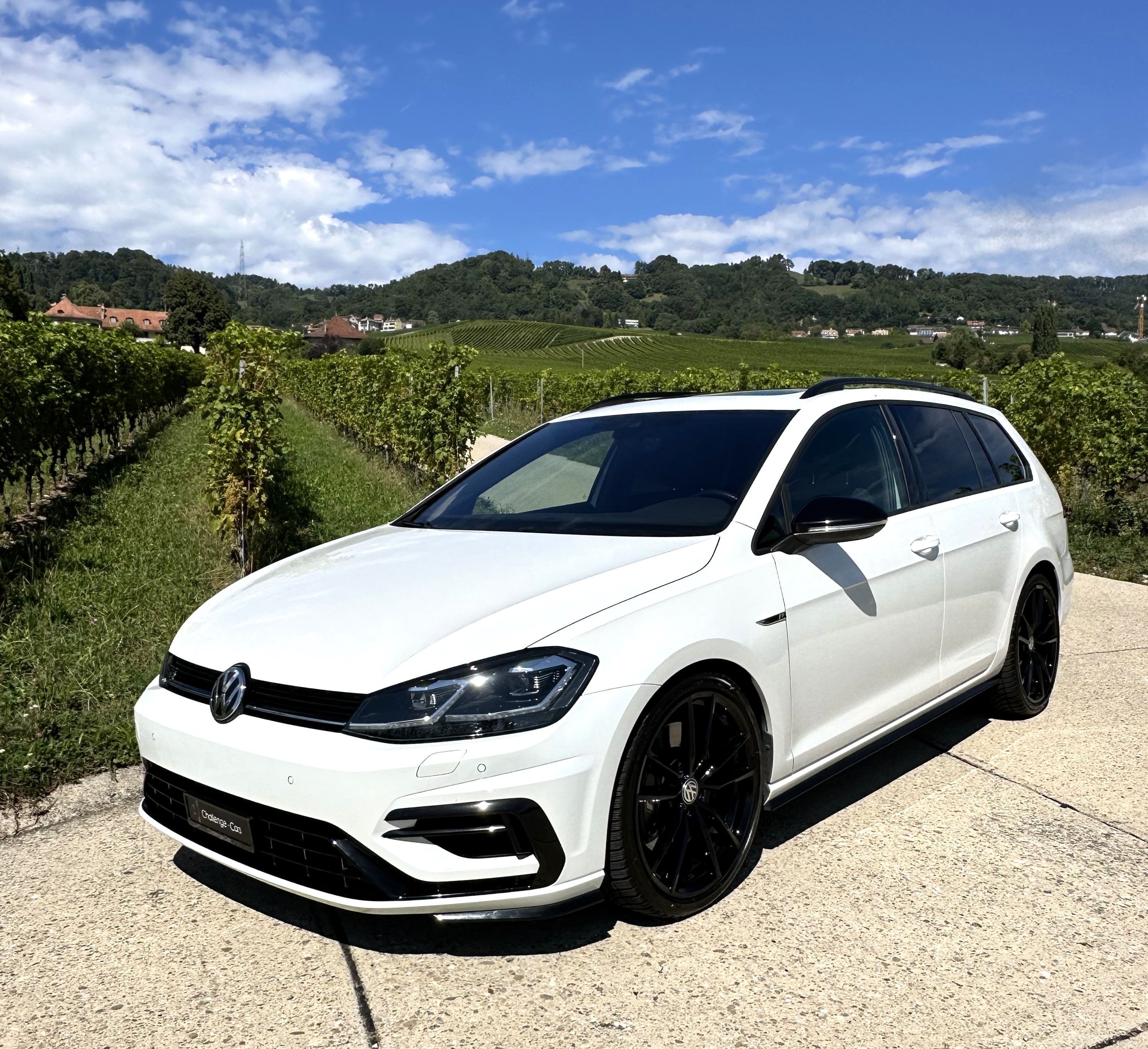 VW Golf Variant 2.0 TSI R 4Motion DSG