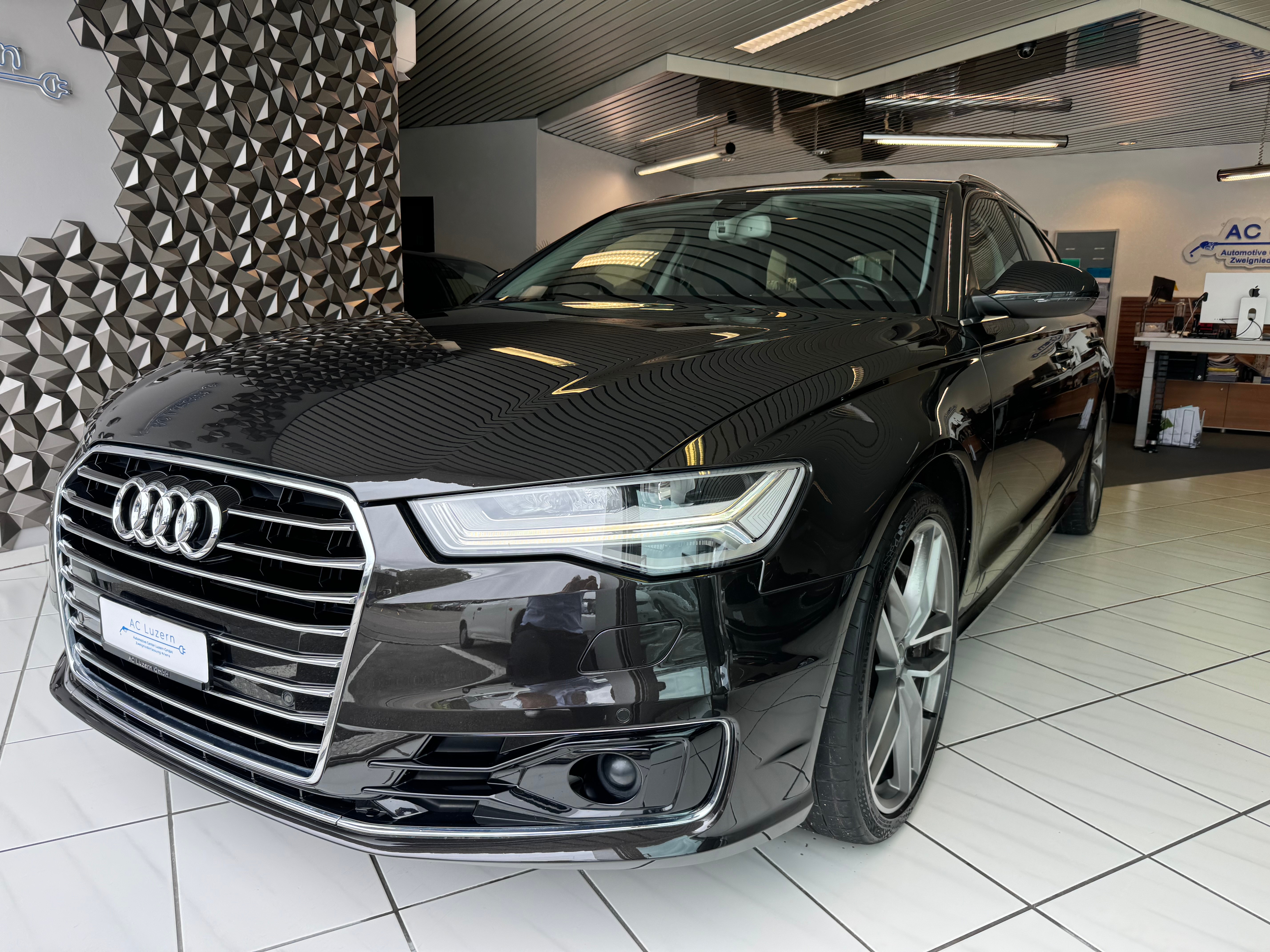 AUDI A6 Avant 3.0 BiTDI V6 quattro tiptronic