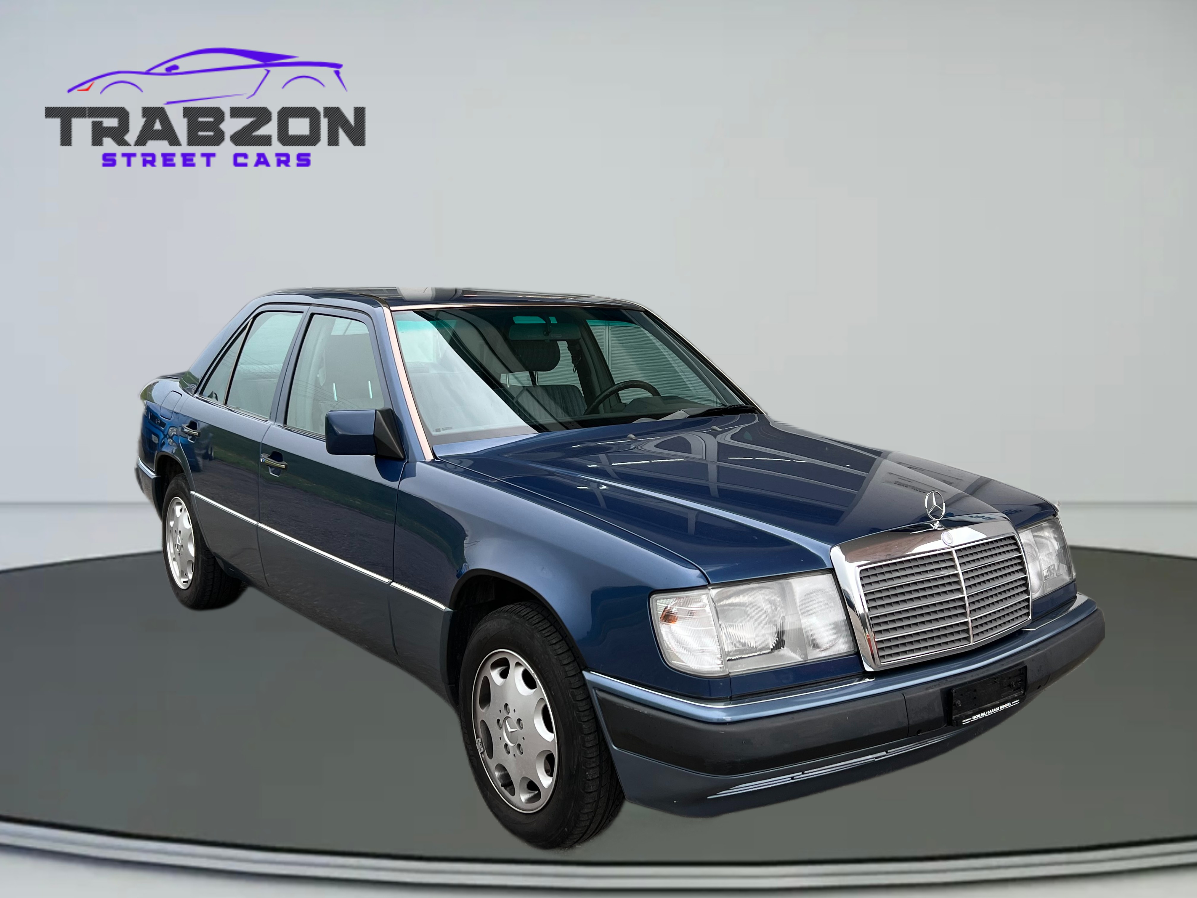 MERCEDES-BENZ 260 E